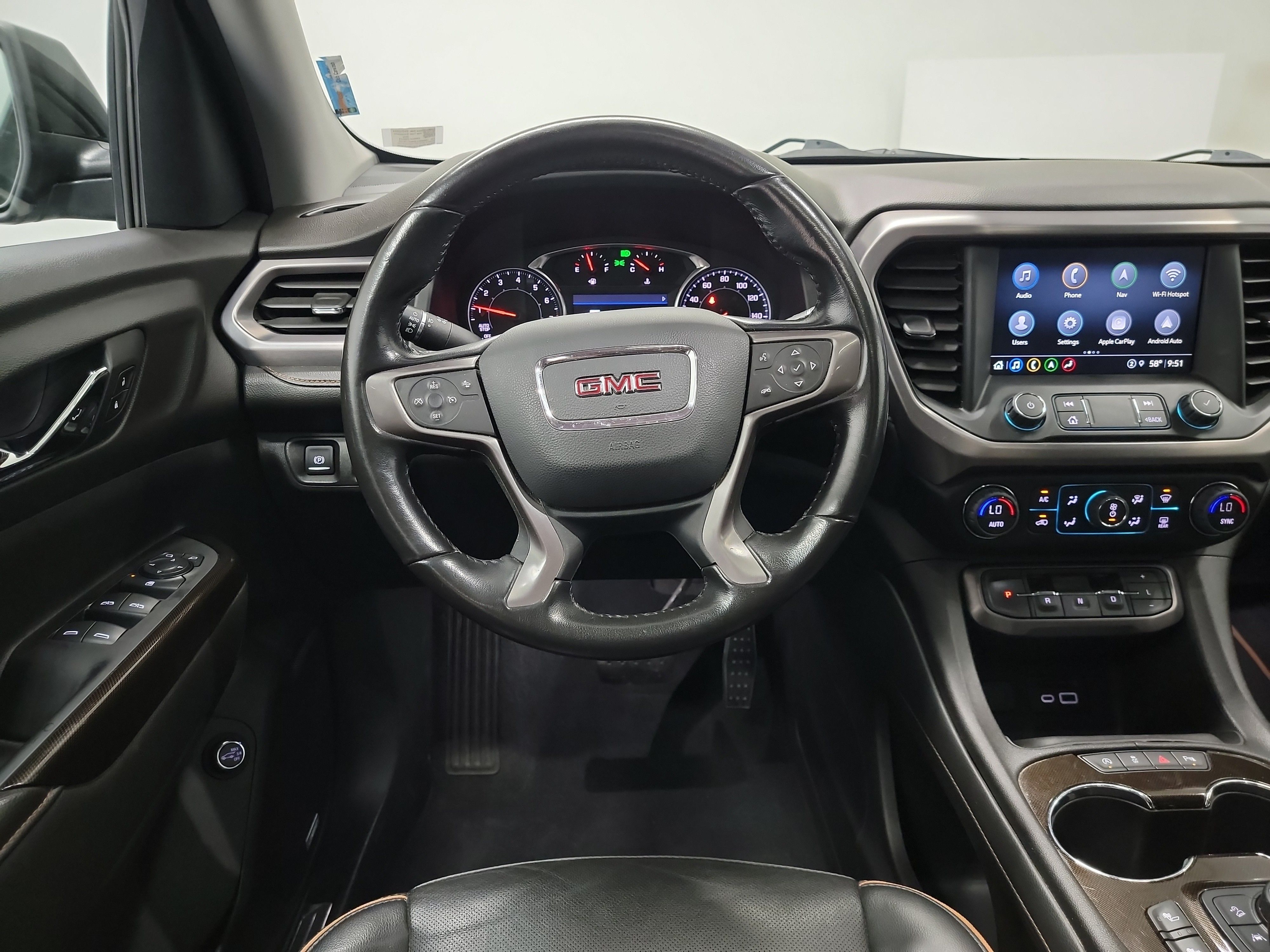 2022 GMC Acadia AT4 photo
