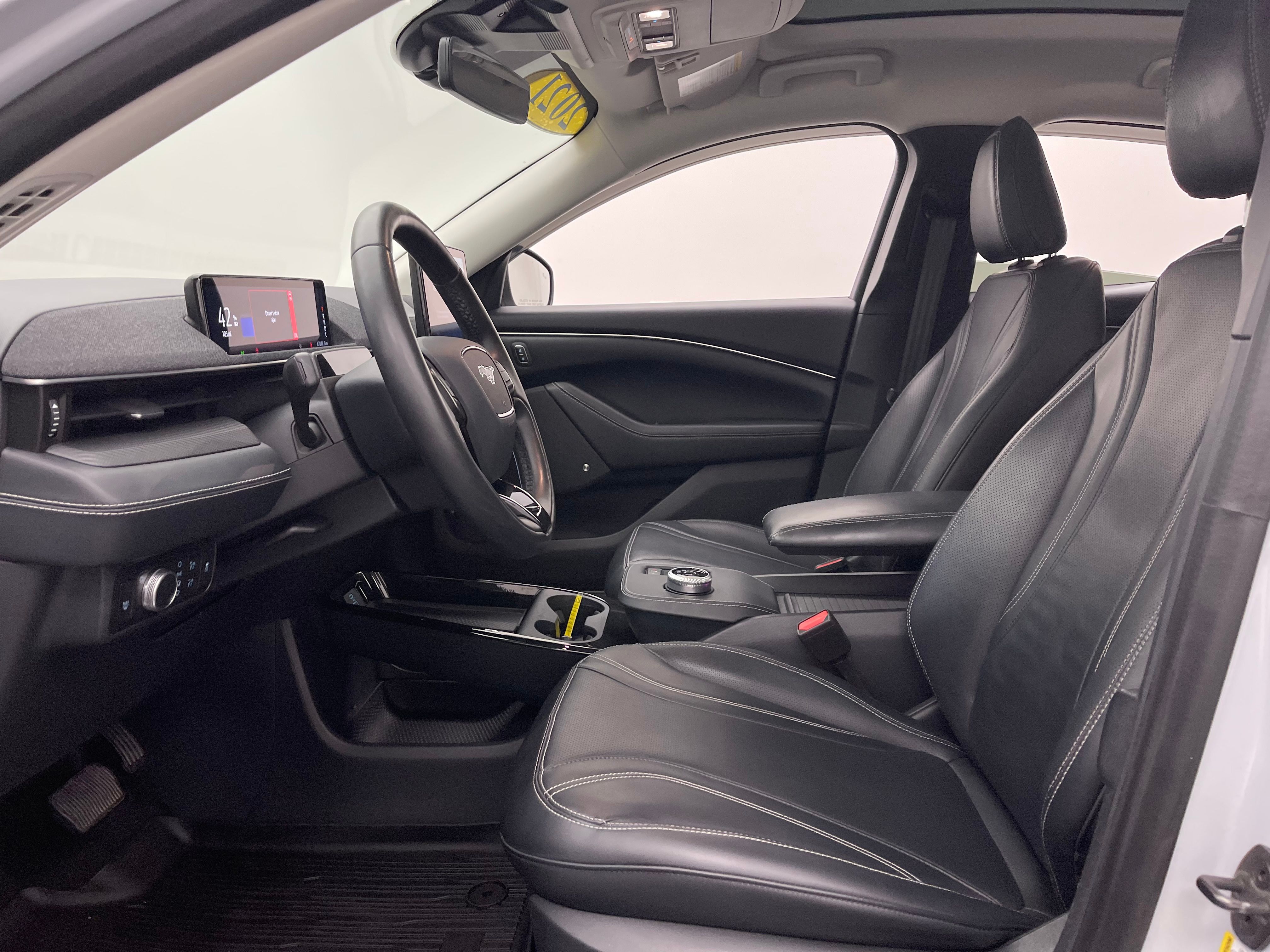 Used 2021 White Metallic Ford Premium image 18