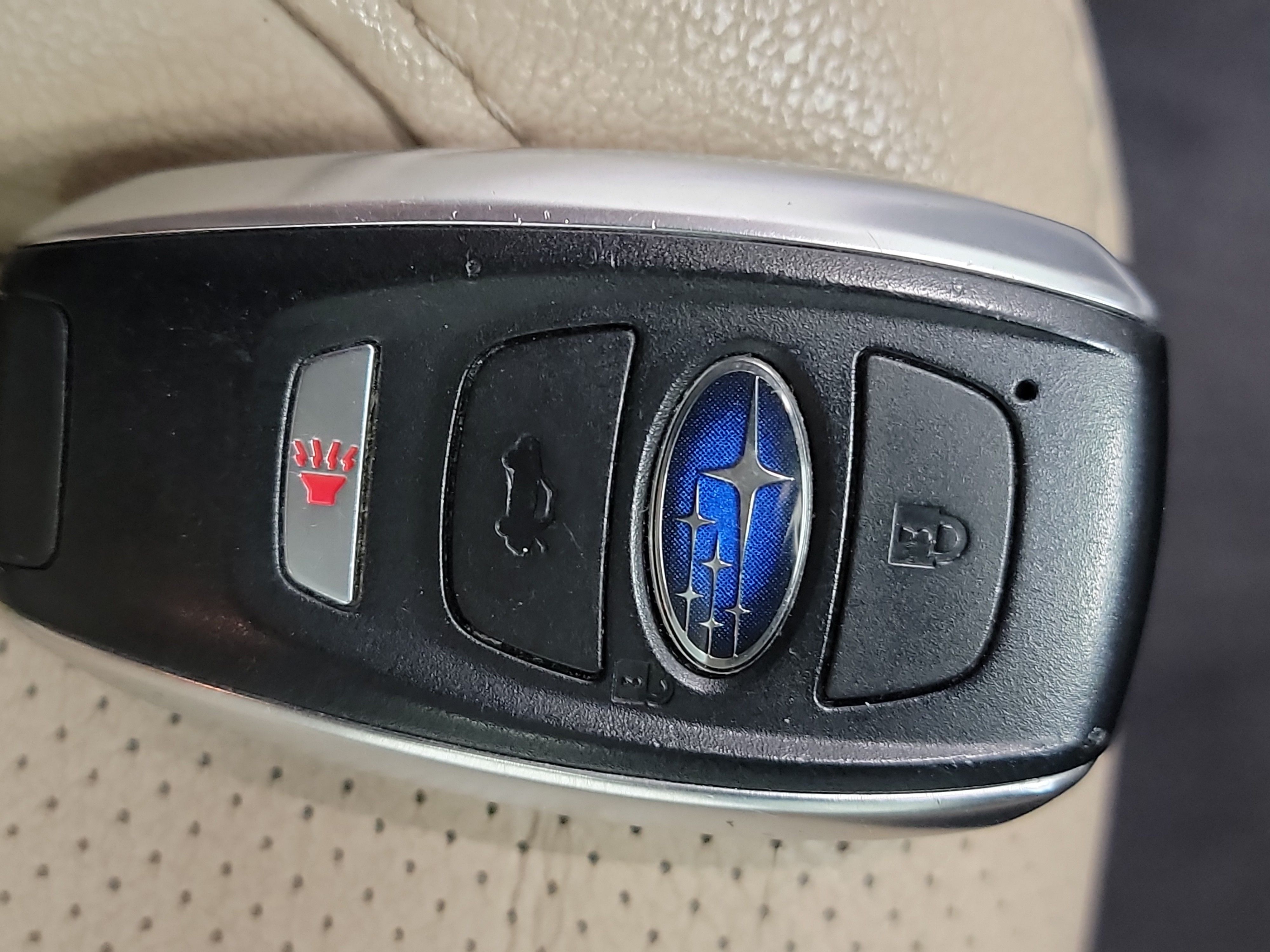 2015 Subaru Outback 2.5i photo