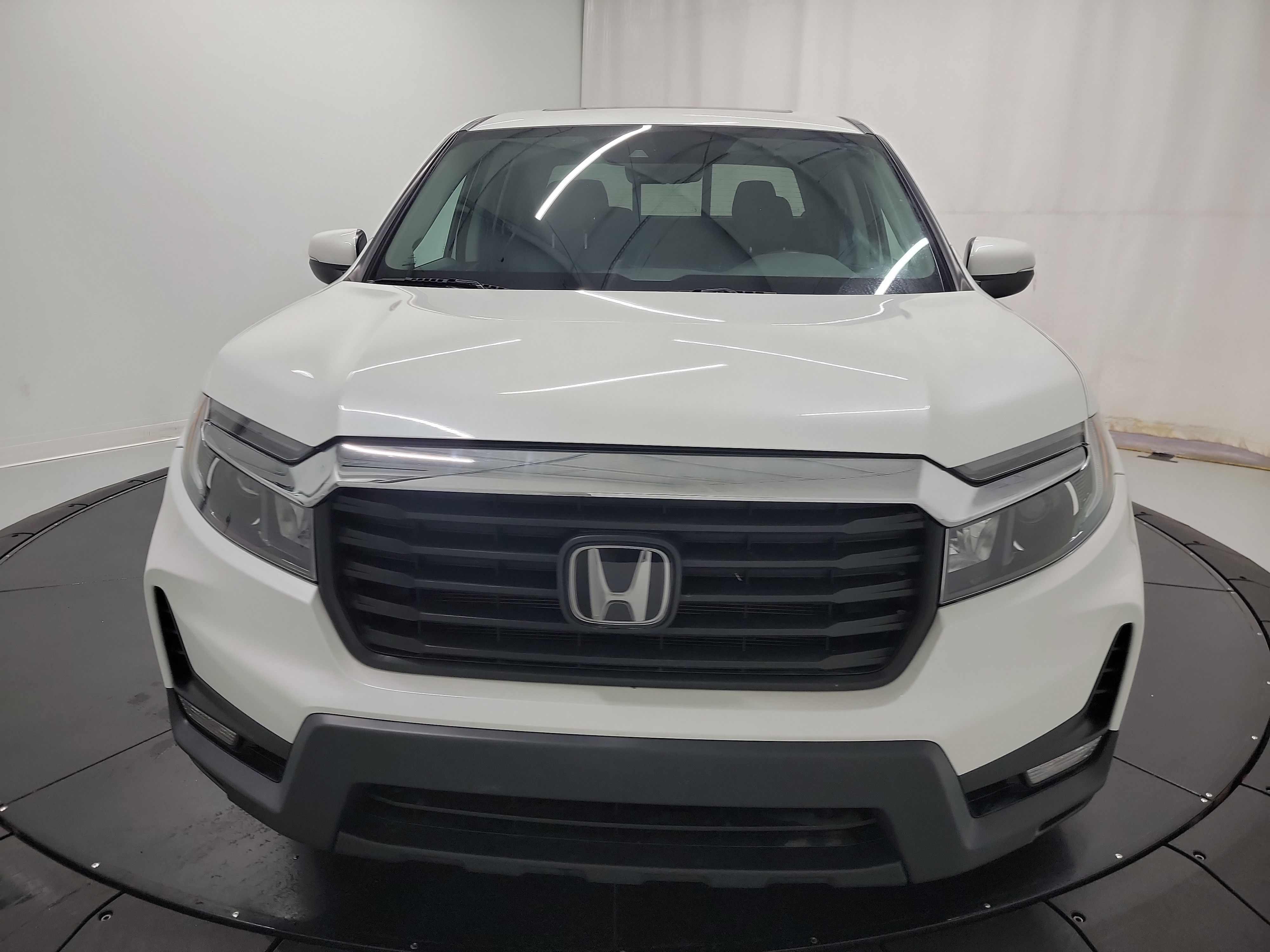2021 Honda Ridgeline RTL photo