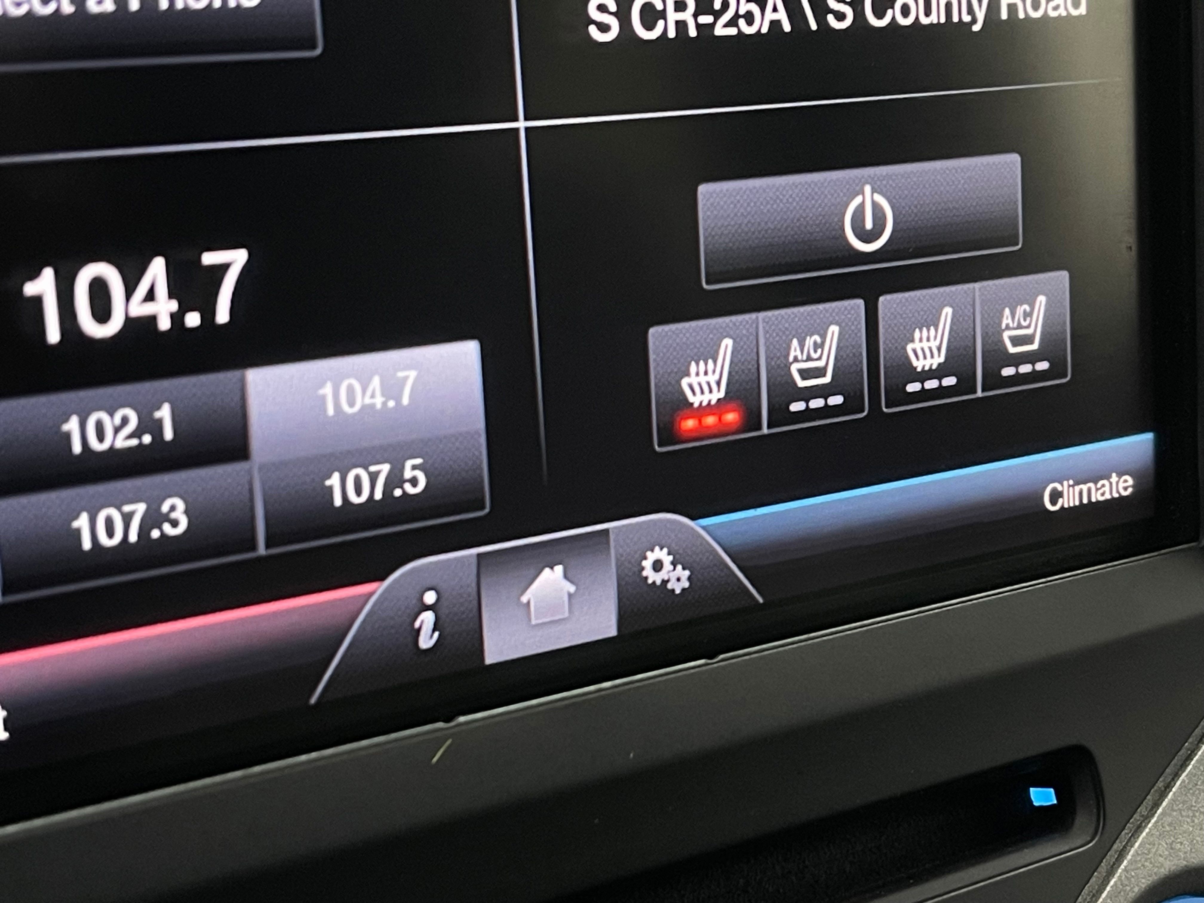 Used 2015 Ruby Red Metallic Ford Lariat image 20