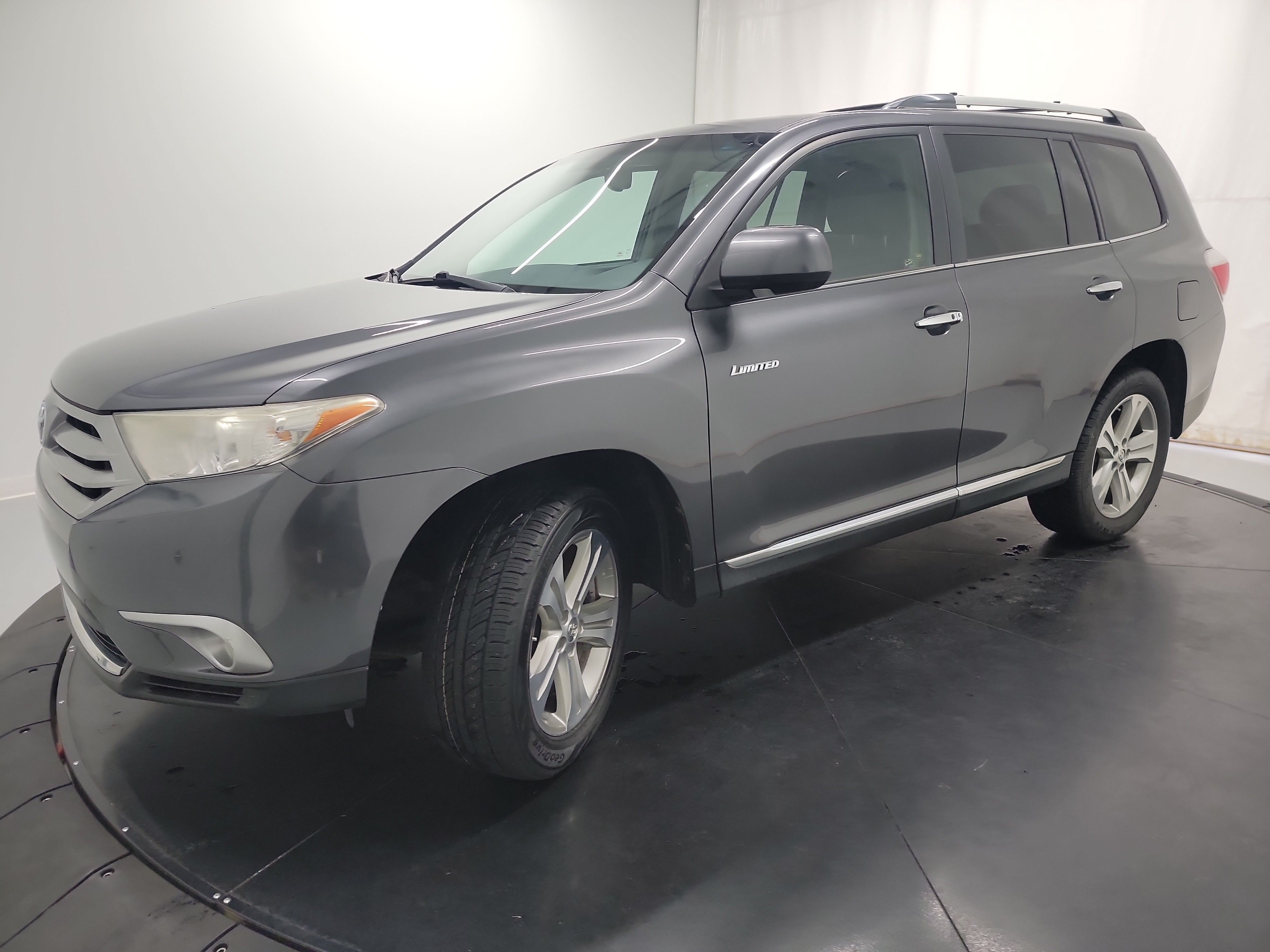 2013 Toyota Highlander Limited photo