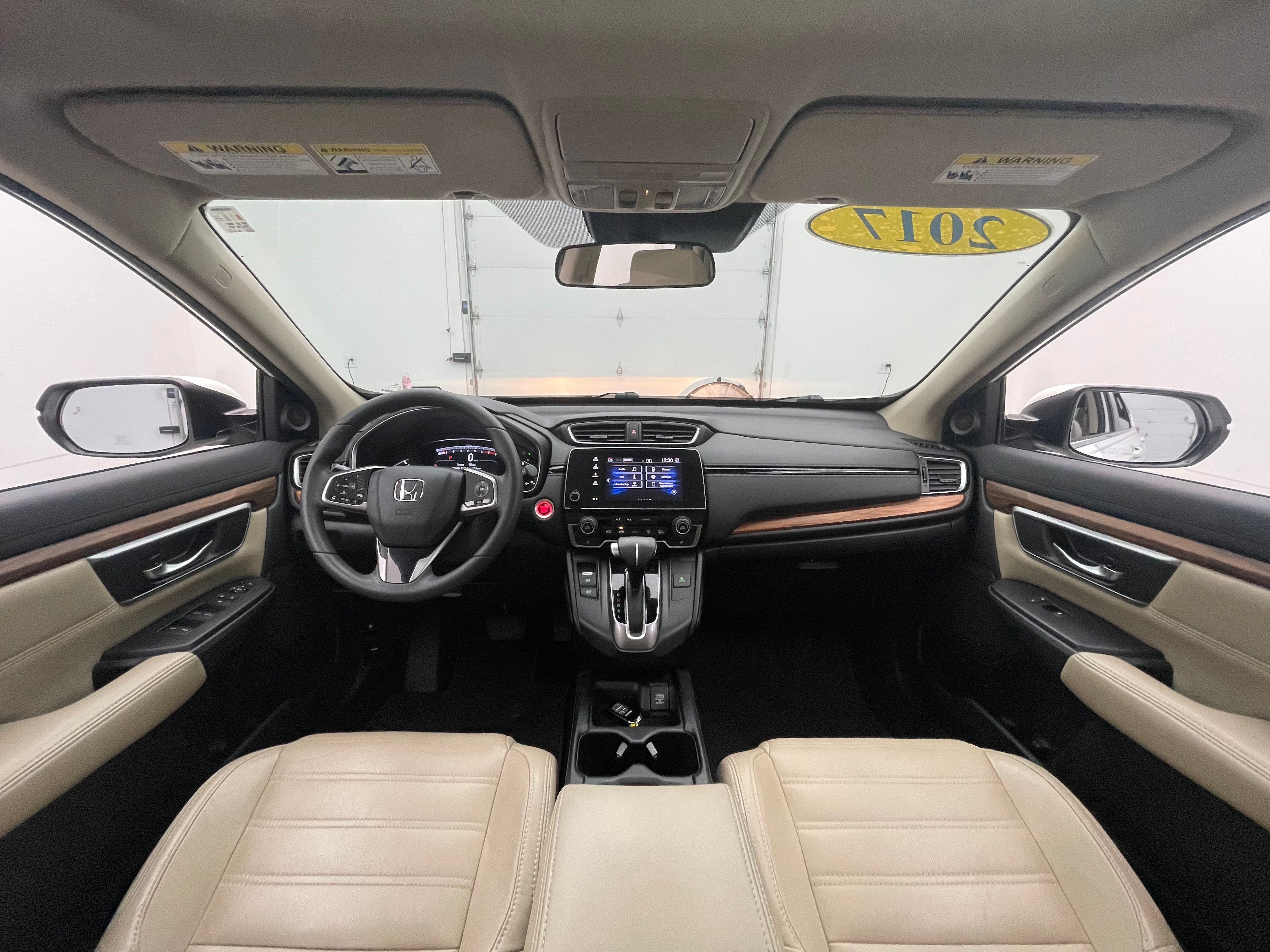 Used 2017 White Honda EX image 3