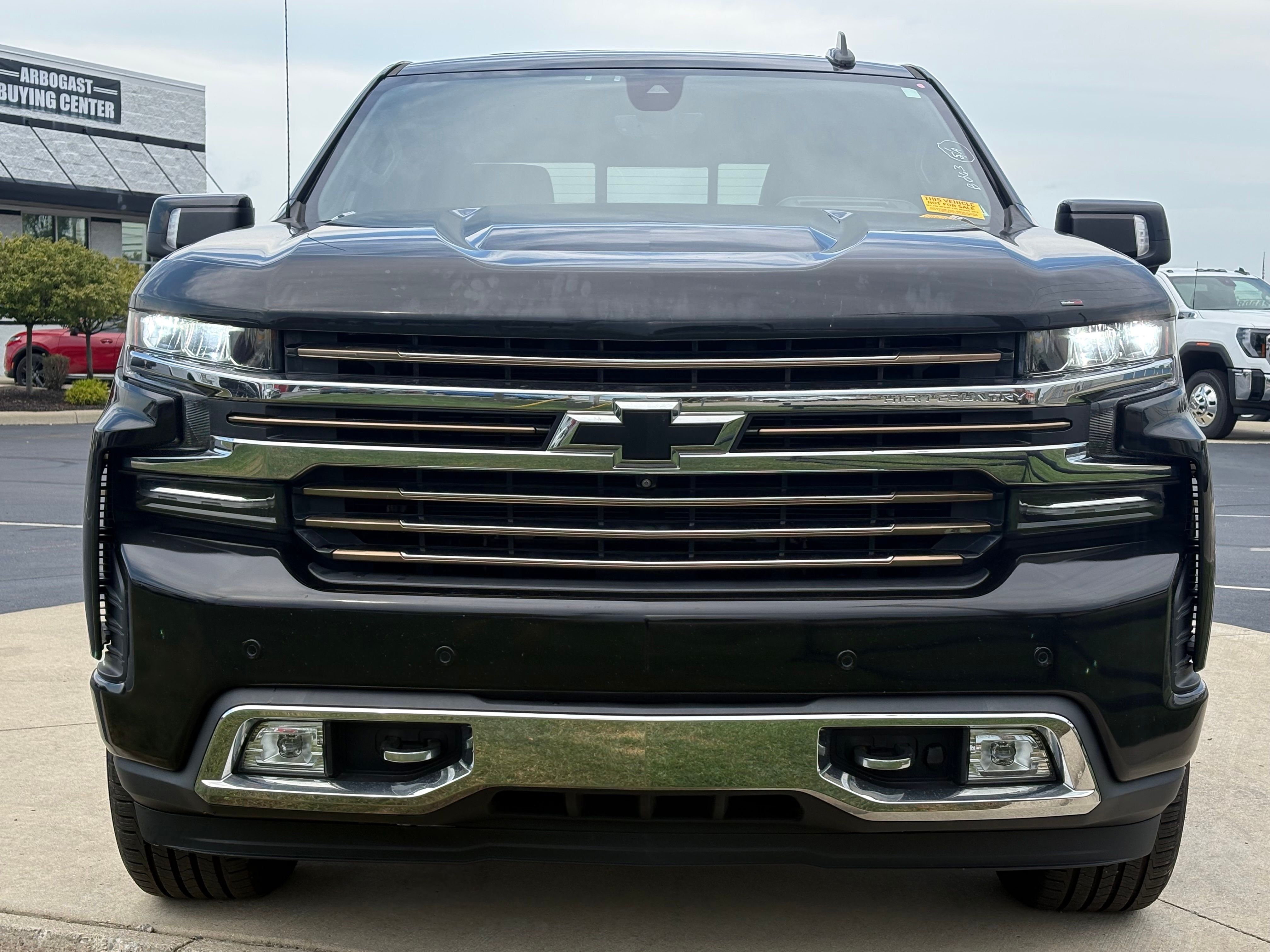 Used 2021 Black Chevrolet High Country image 2