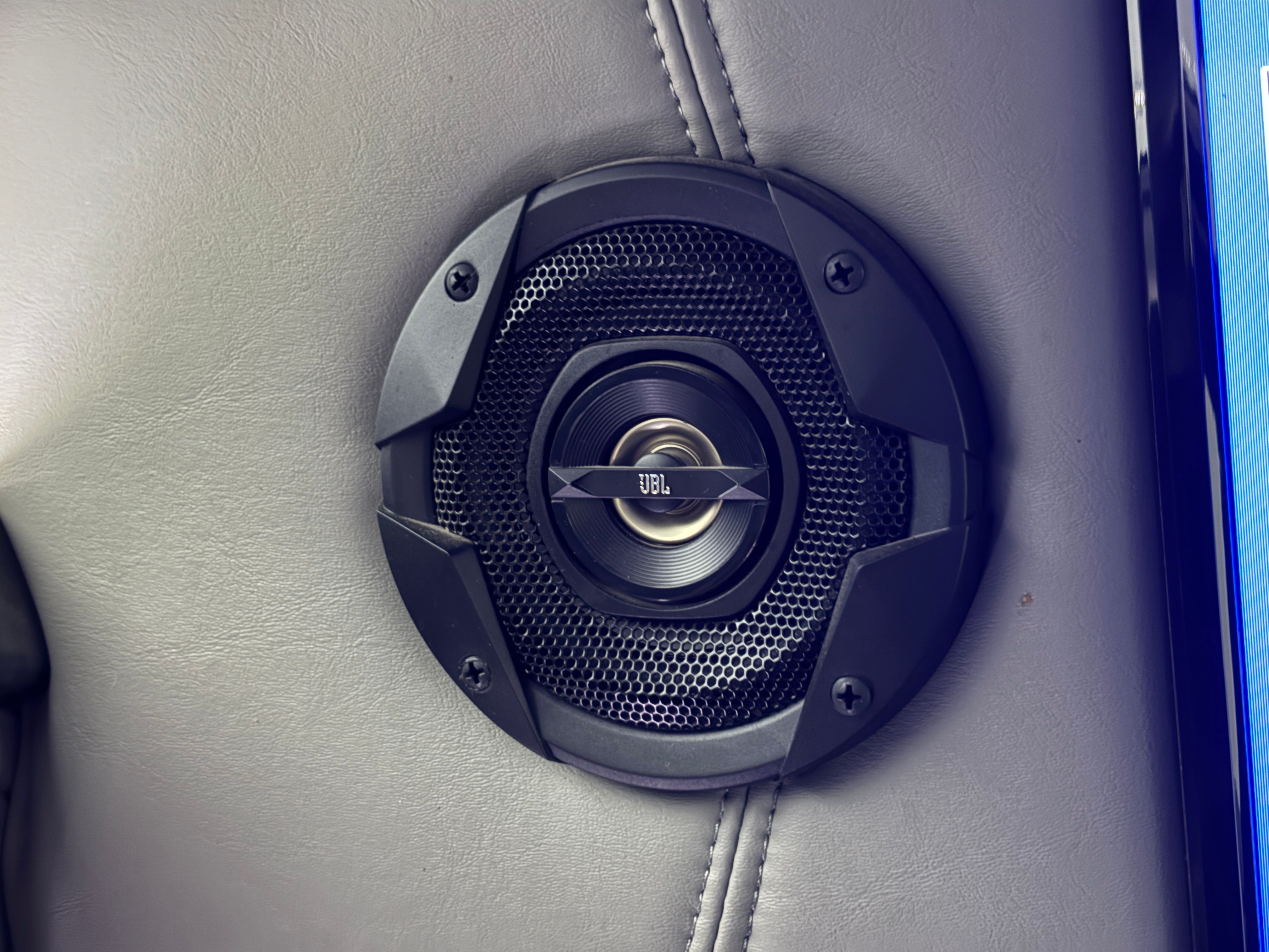 Used 2020 Onyx Black GMC Explorer Limited SE image 50