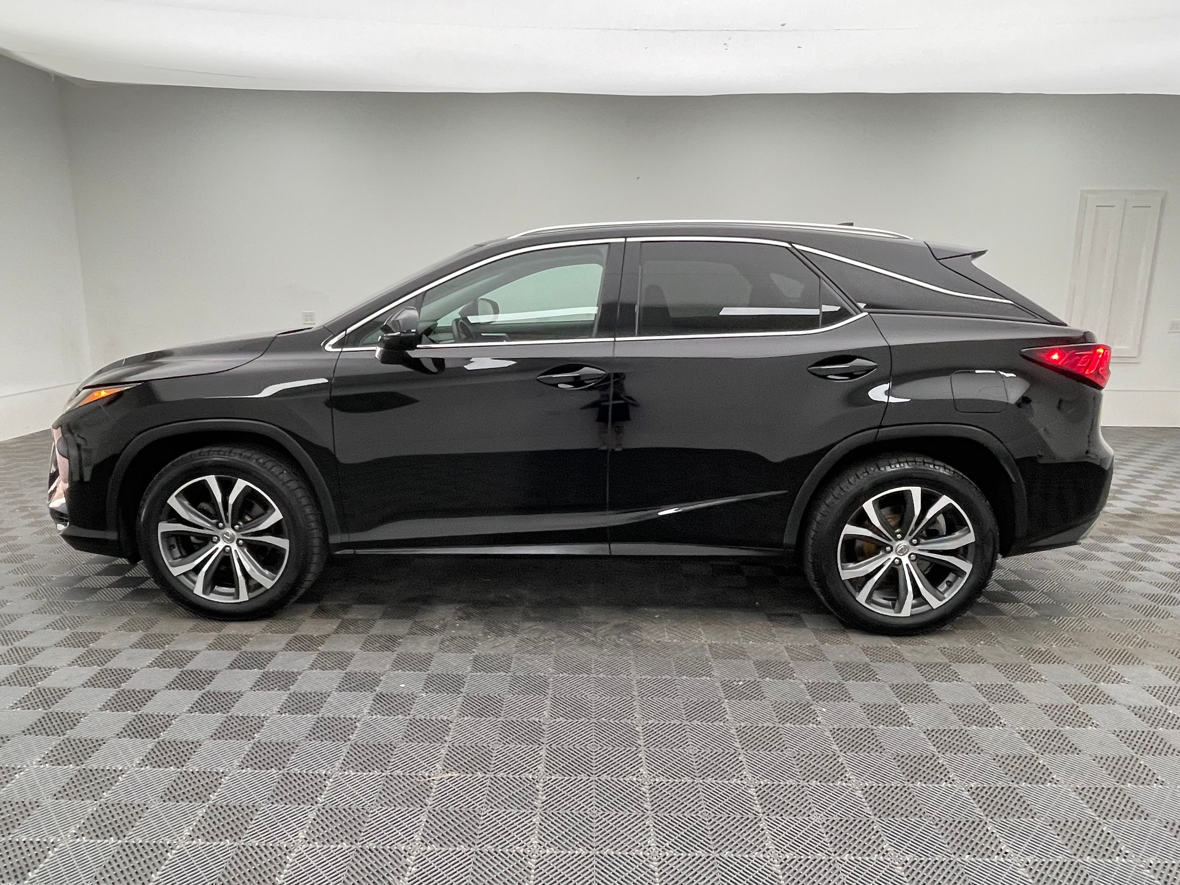 Used 2016 Obsidian Lexus 350 image 13