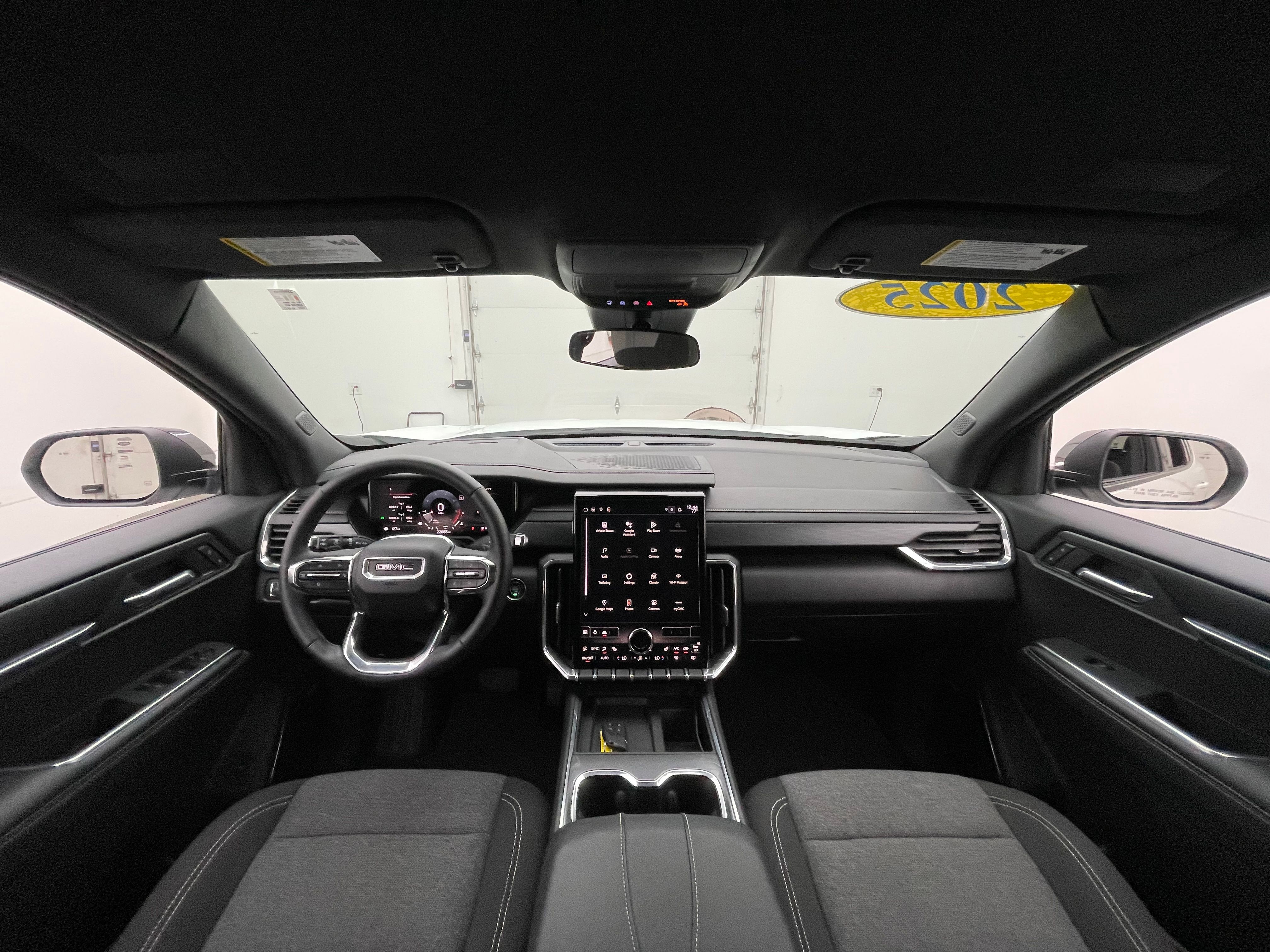 Used 2025 Summit White GMC Elevation image 3