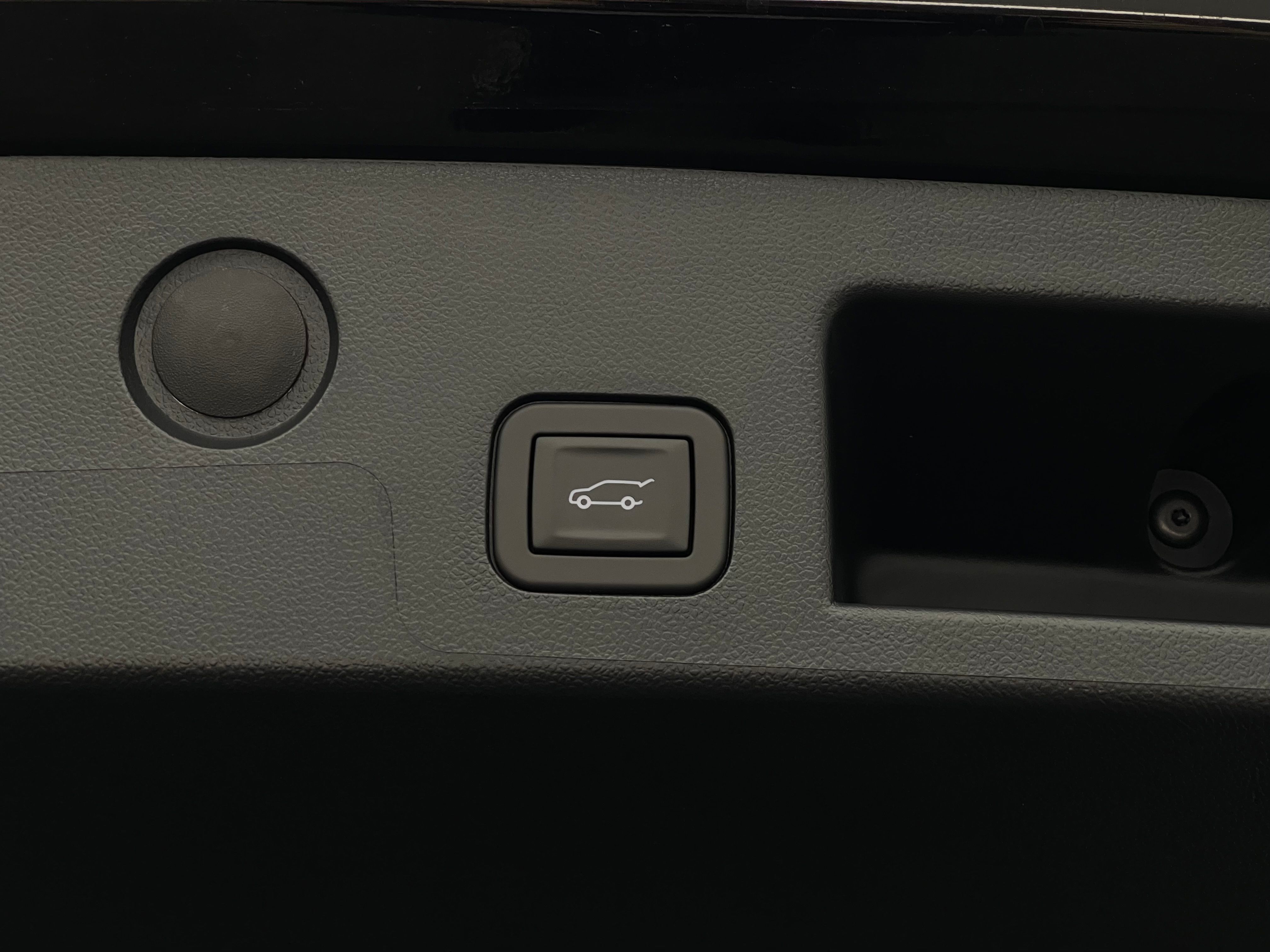 New 2027 Ebony Twilight Metallic GMC Elevation image 11