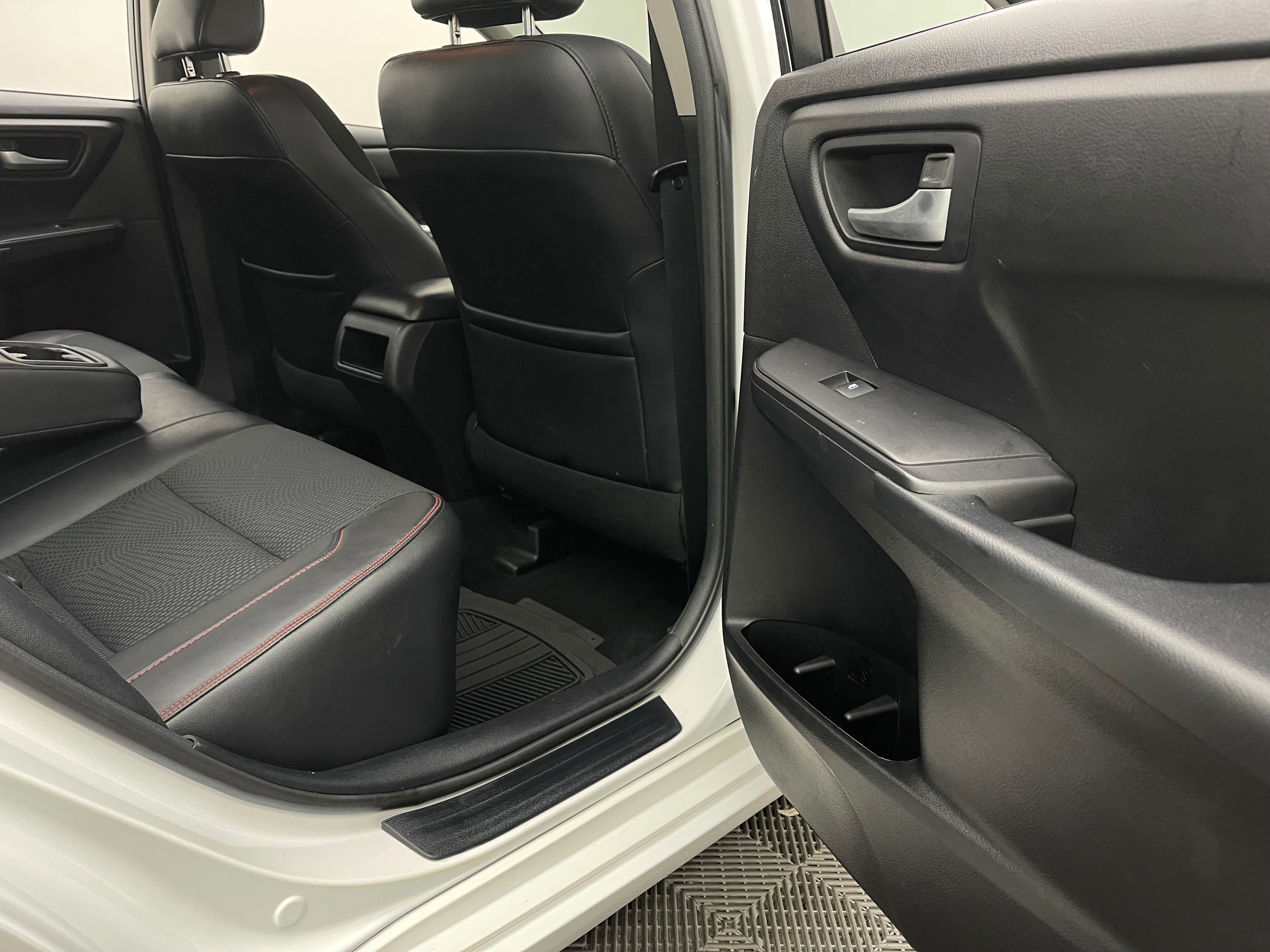 Used 2016 Super White Toyota SE image 30