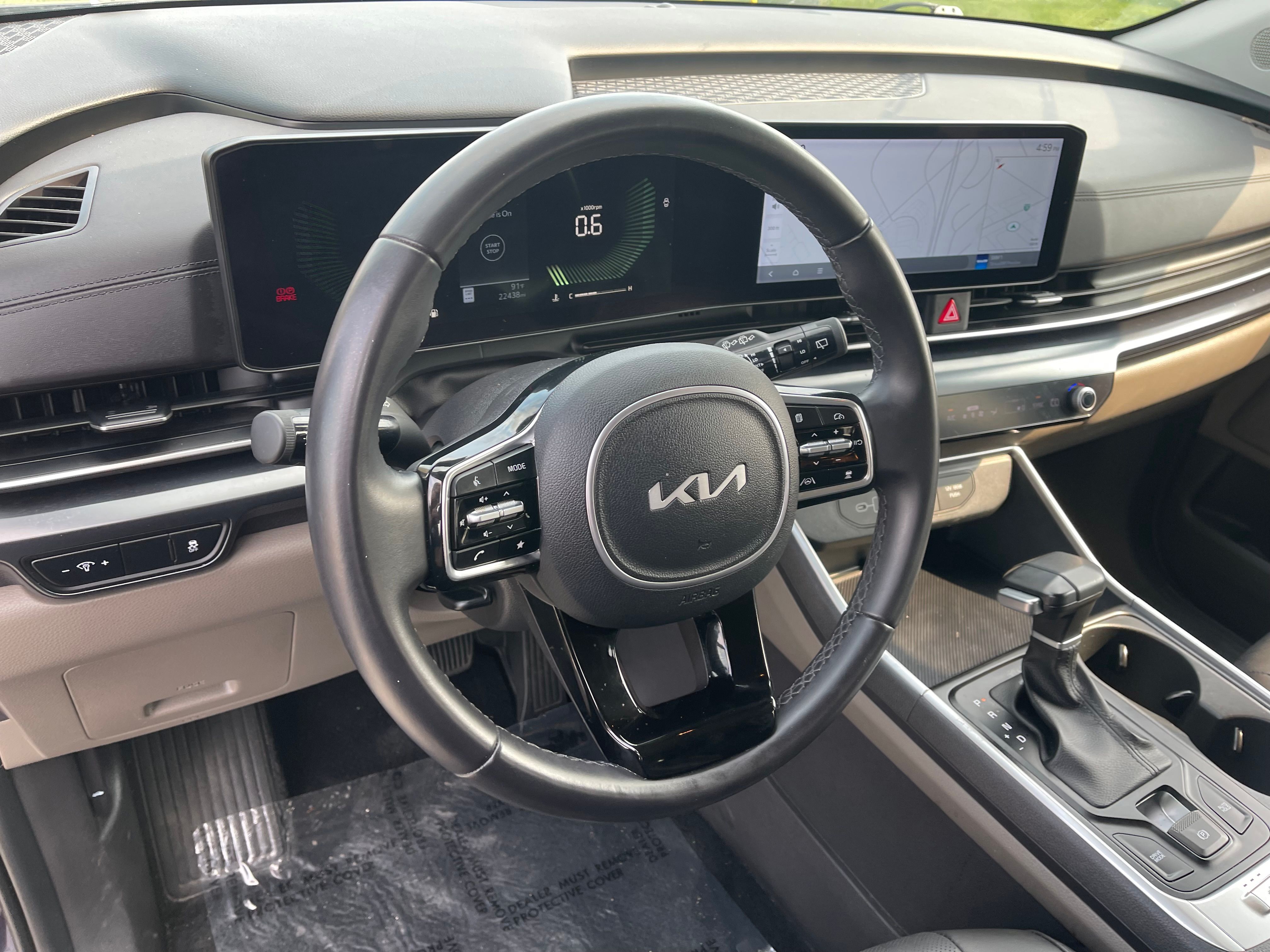 Used 2025 Deep Chroma Blue Kia LXS image 9