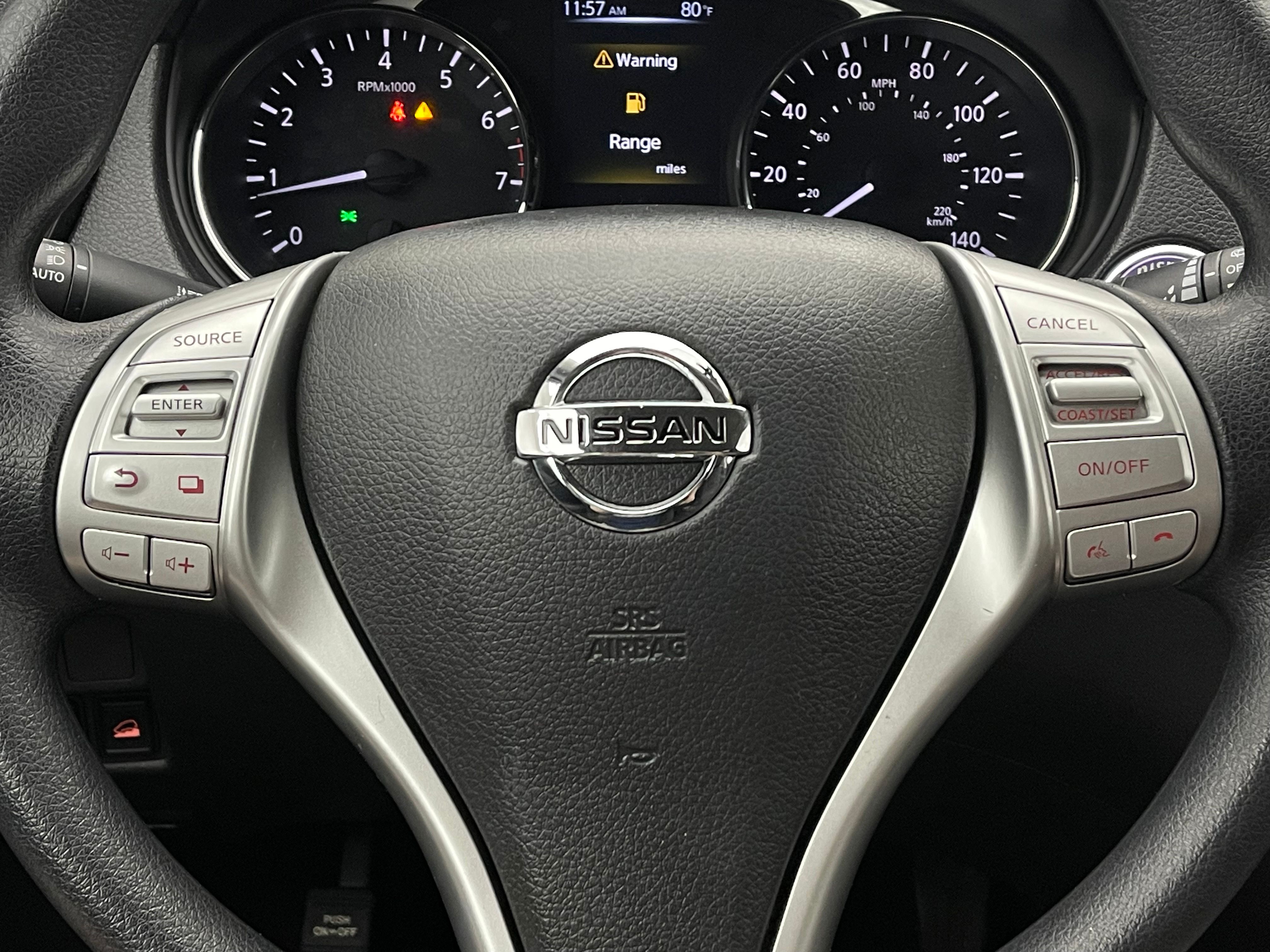 Used 2016 Arctic Blue Metallic Nissan SV image 18
