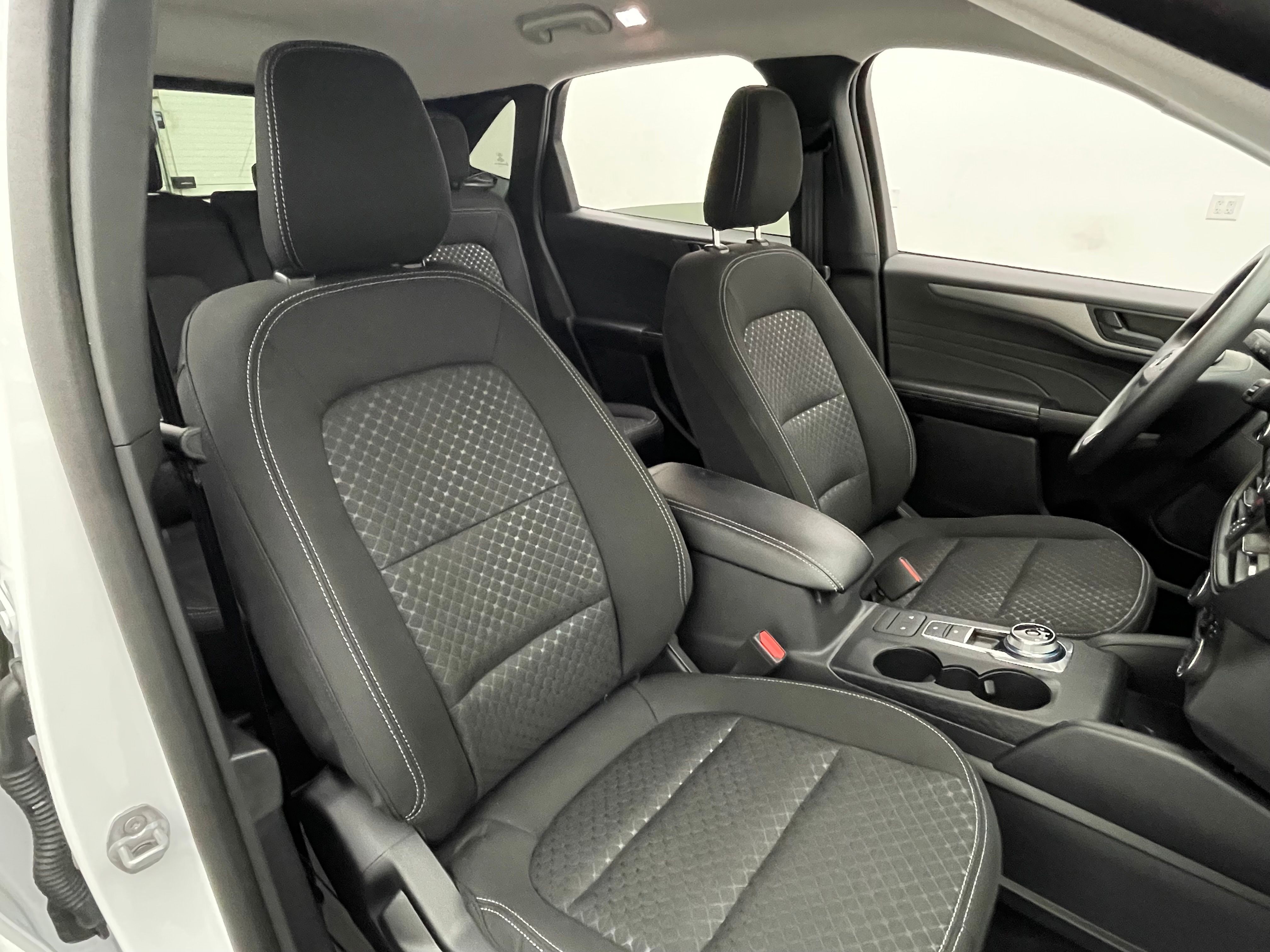 Used 2026 Oxford White Ford Active image 30
