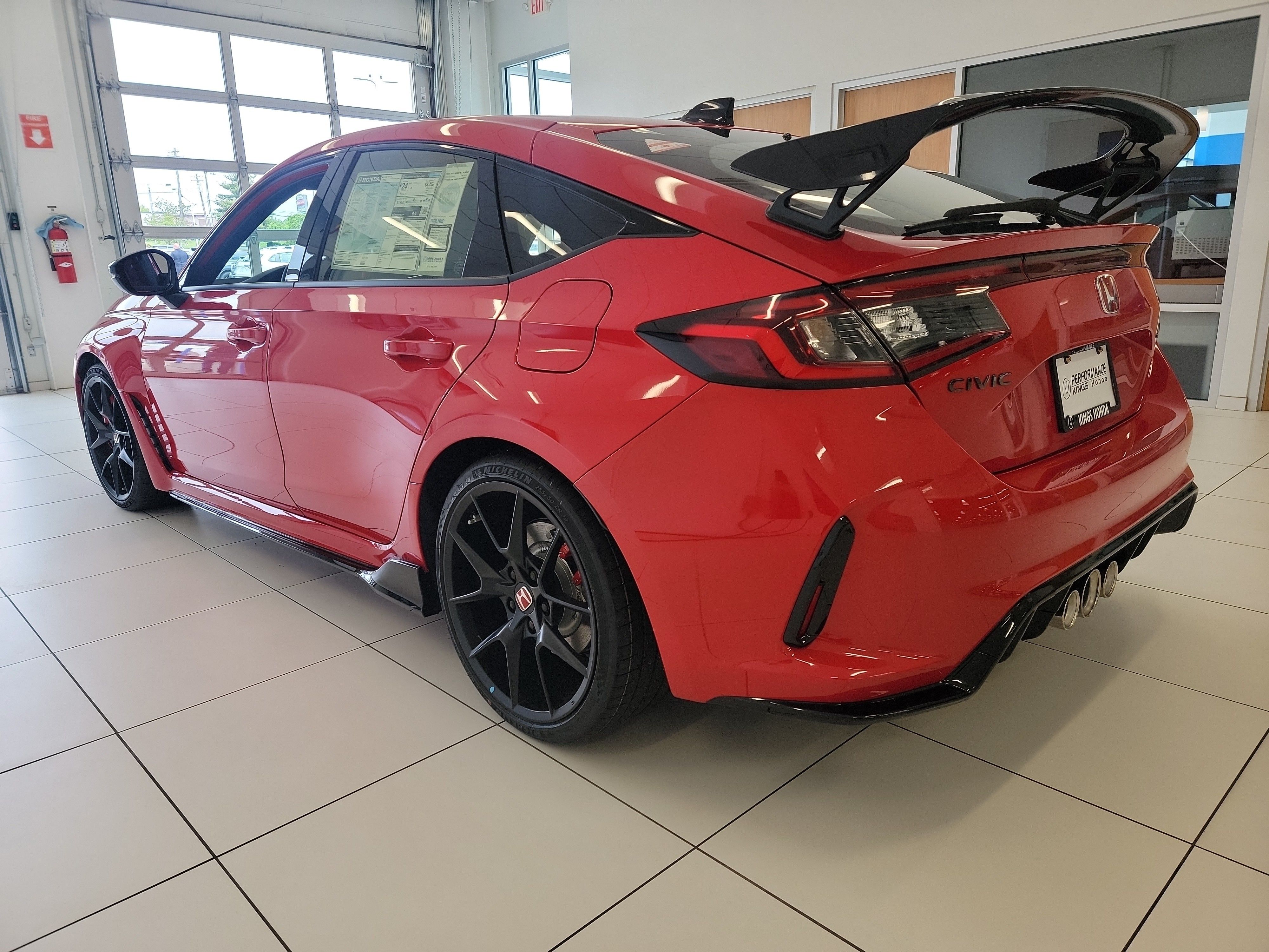 2025 Honda CIVIC TYPE R photo