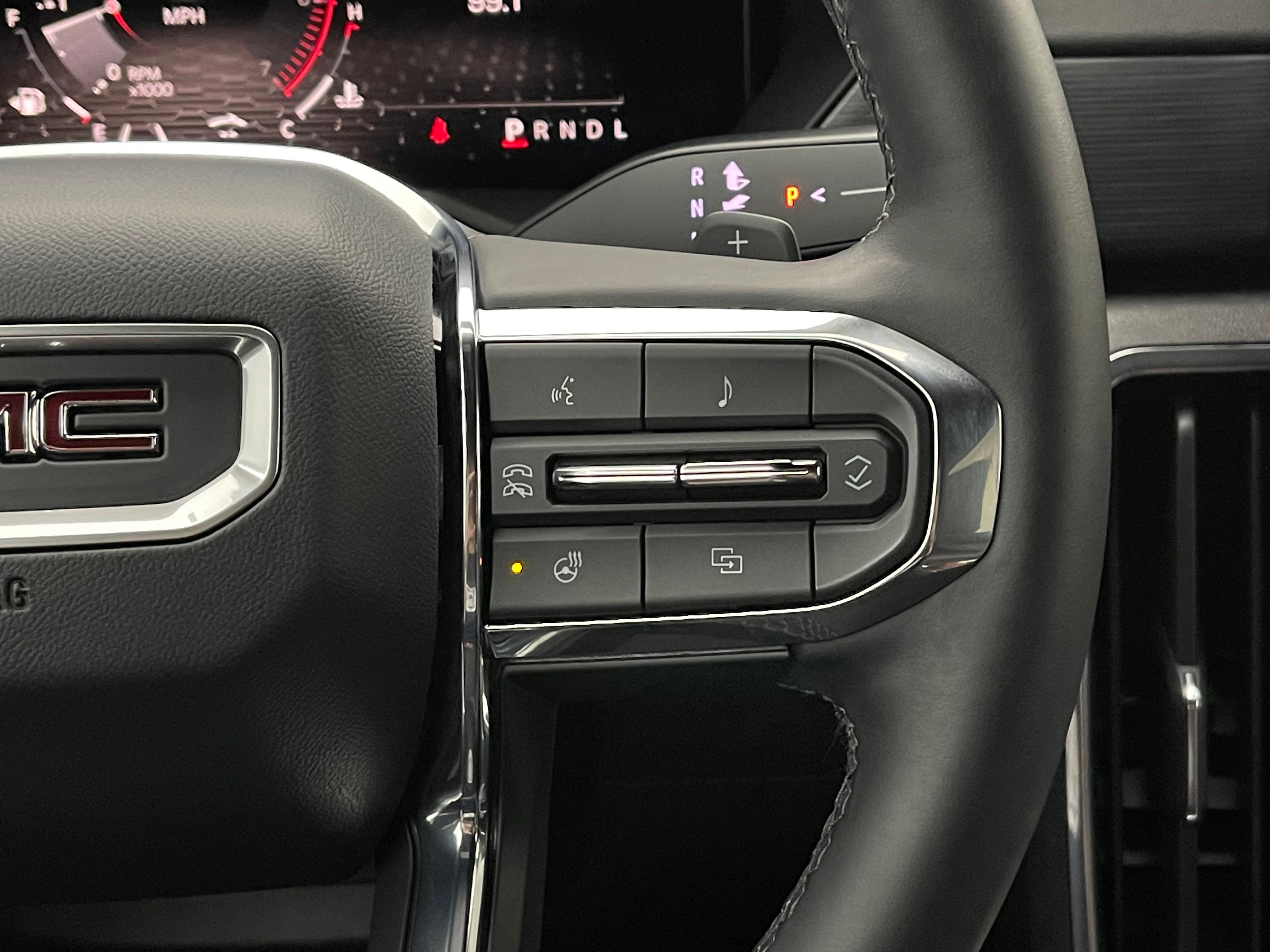 Used 2025 Summit White GMC Elevation image 23
