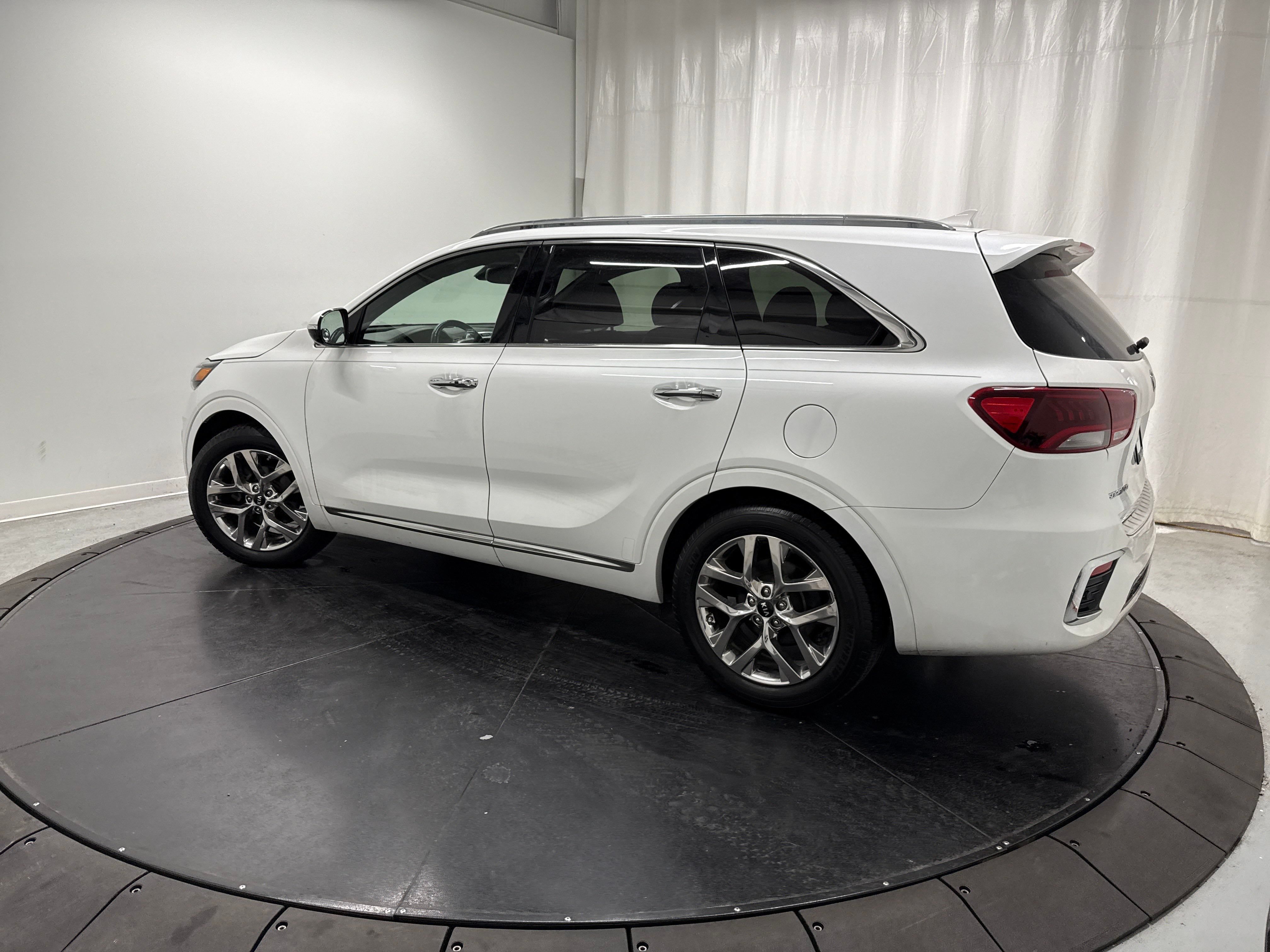 2019 Kia Sorento SX Limited photo