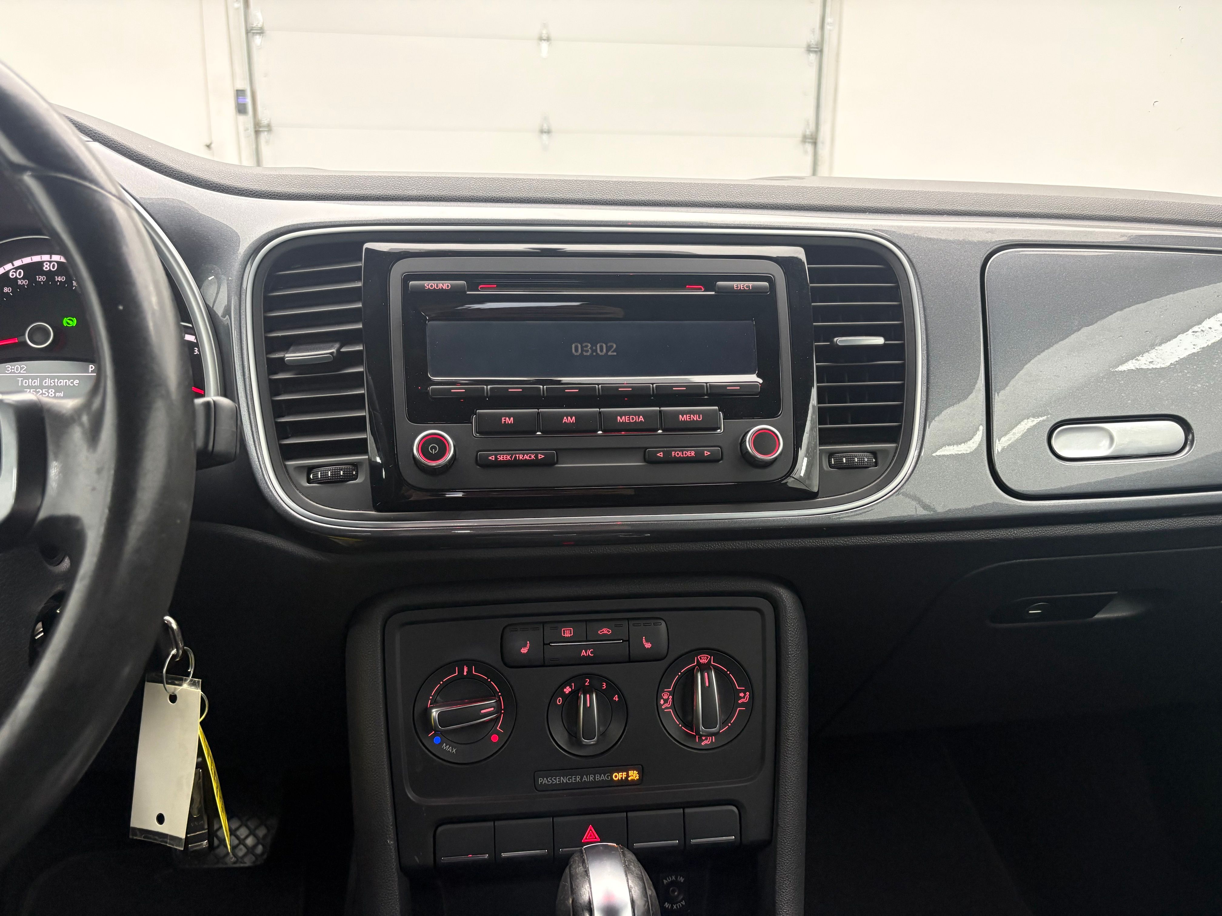 Used 2014 Gray Volkswagen 1.8T image 12