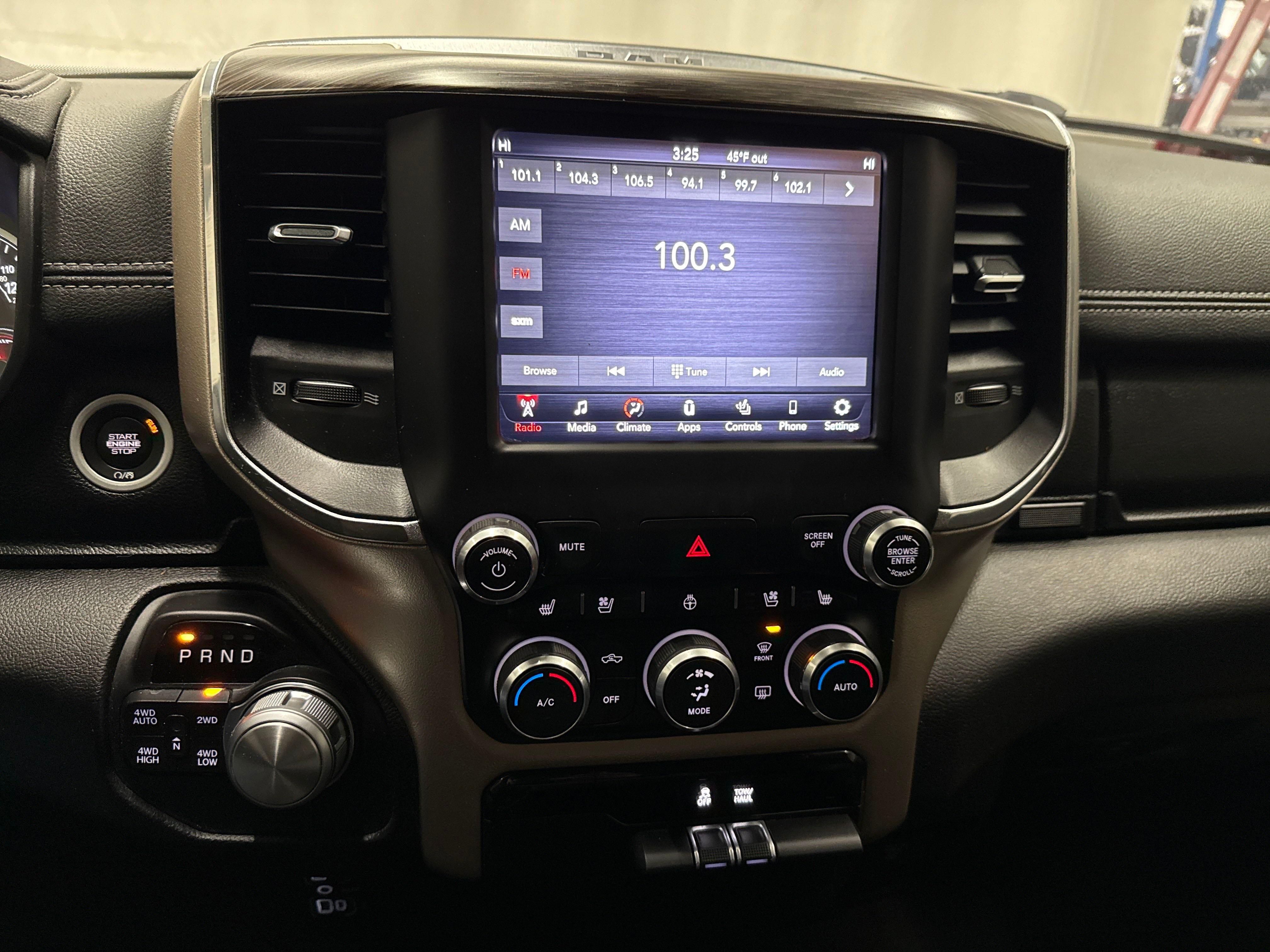 2019 RAM 1500 Laramie photo