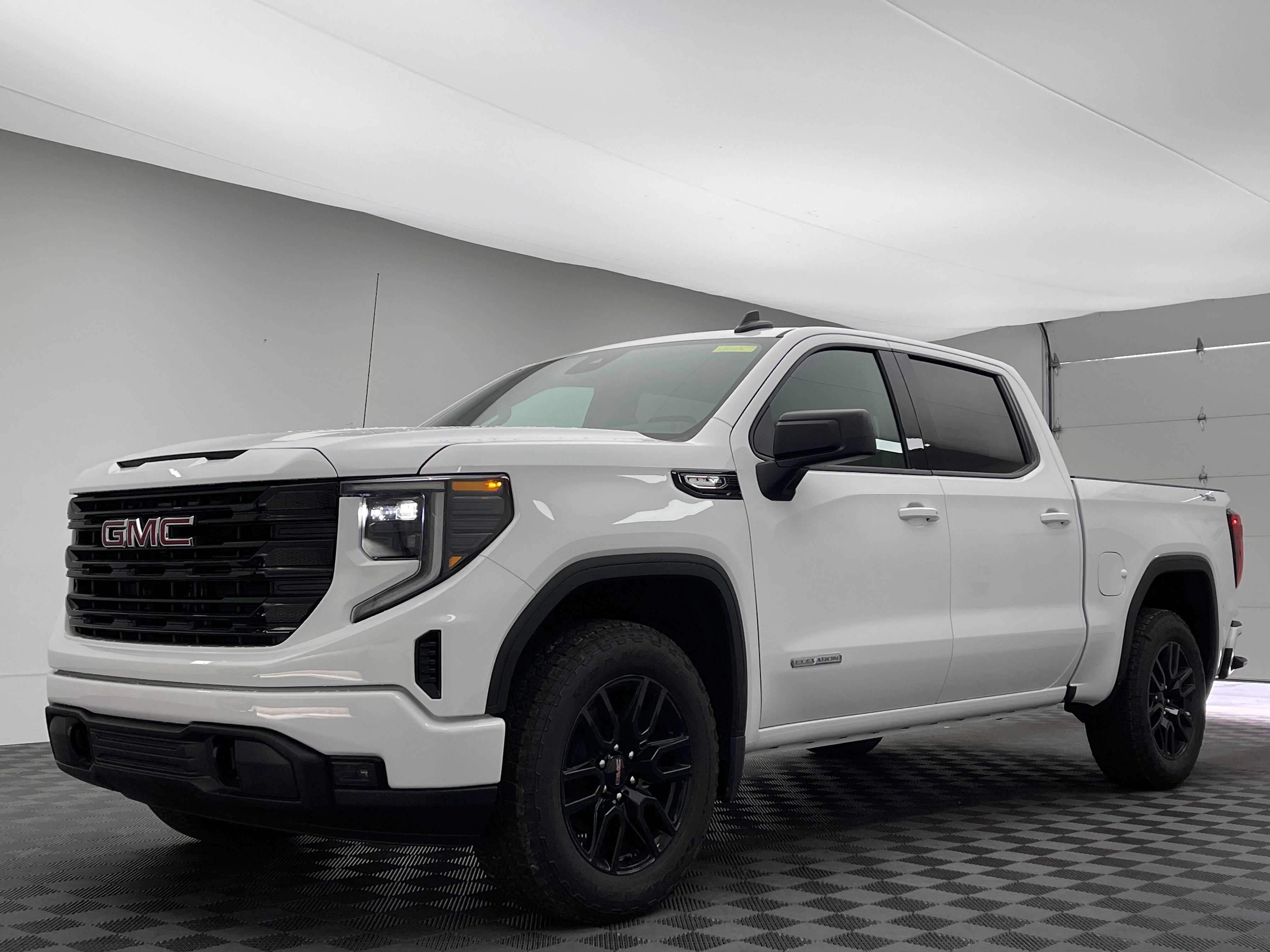 New 2026 Summit White GMC Elevation image 2