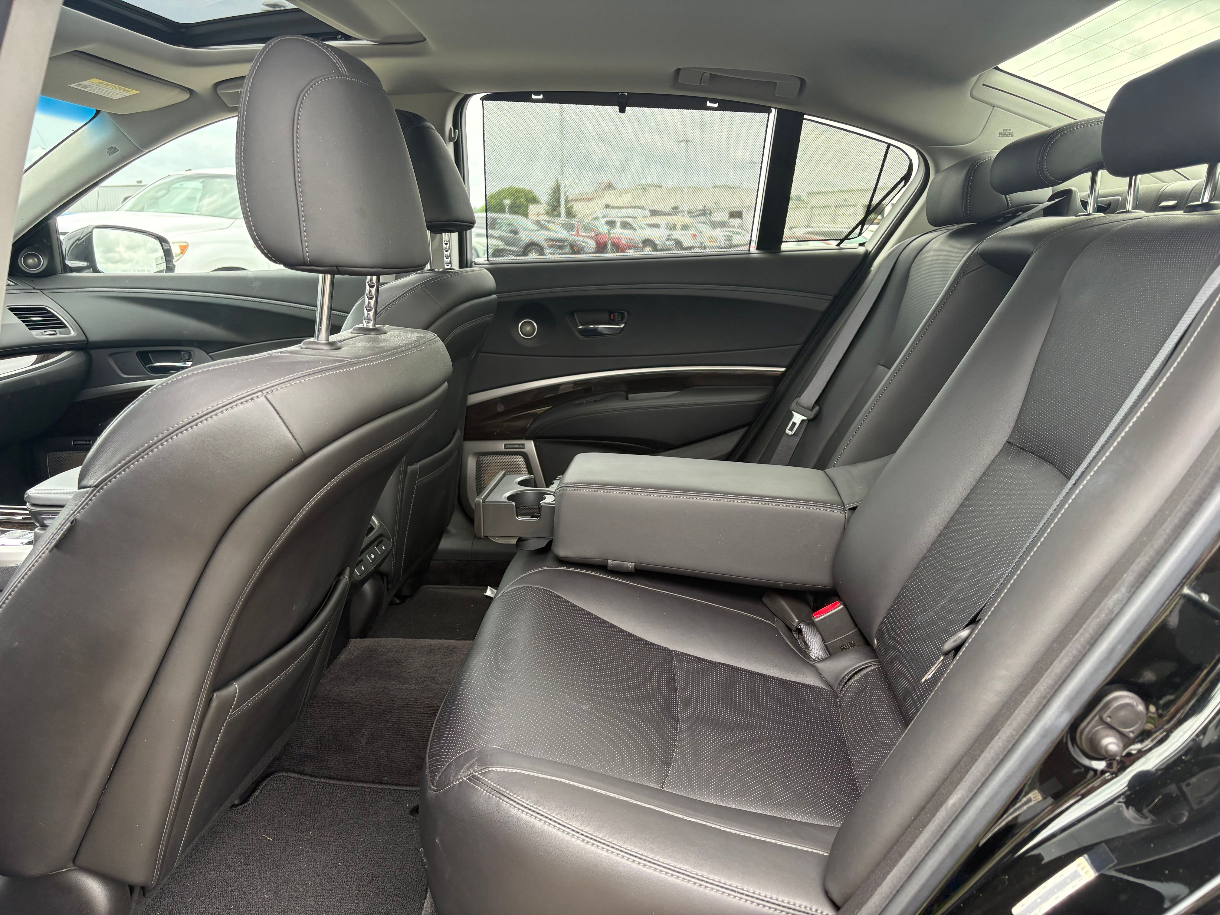 Used 2017 Crystal Black Pearl Acura Base image 15