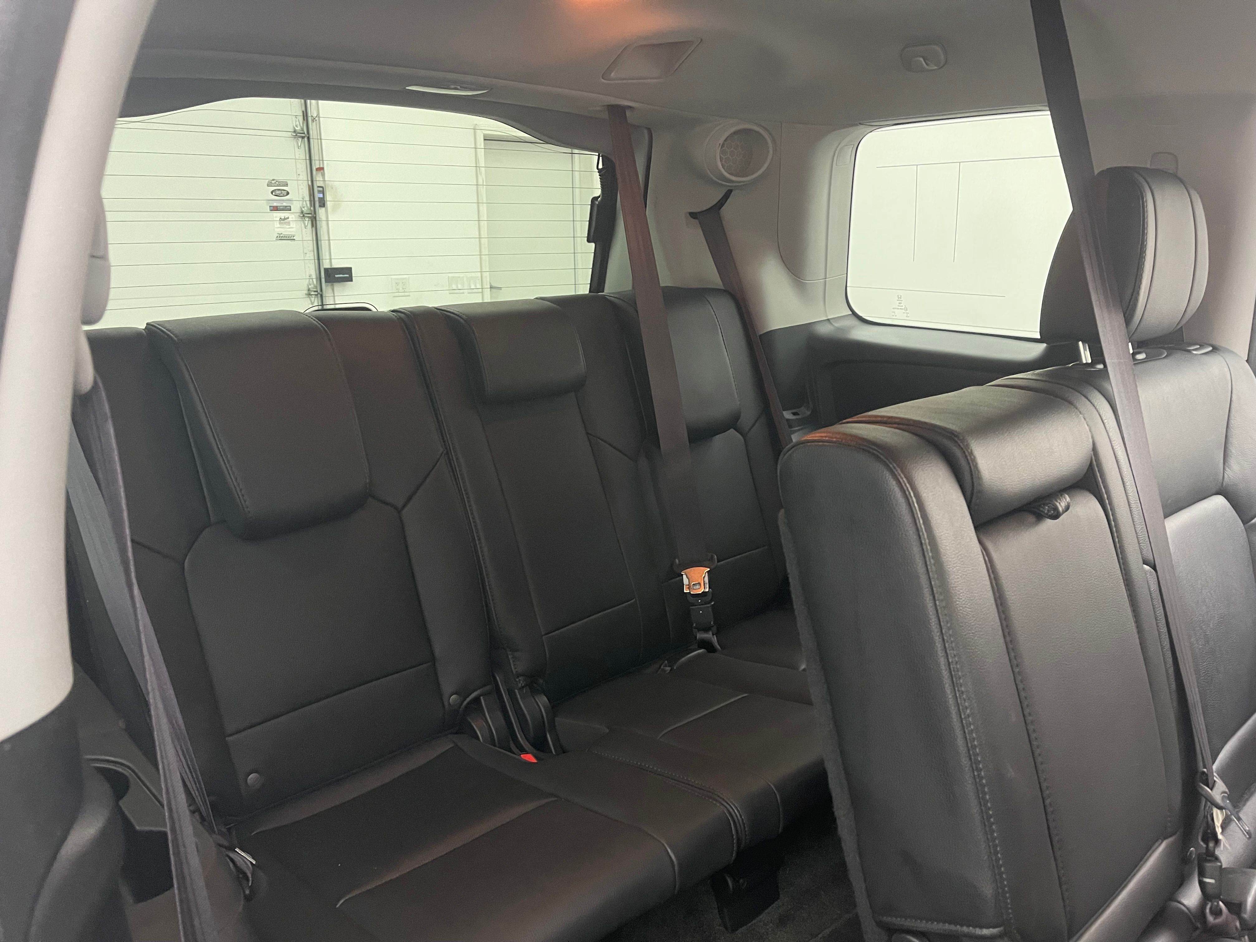 Used 2015 Modern Steel Metallic Honda Touring image 41