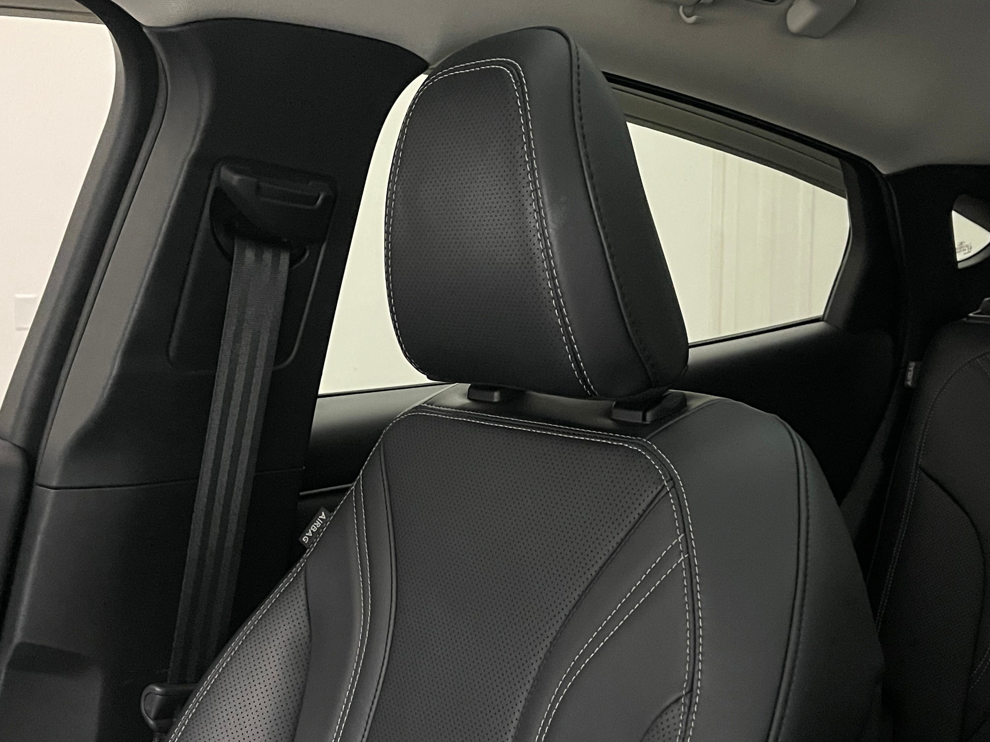 Used 2021 White Metallic Ford Premium image 44