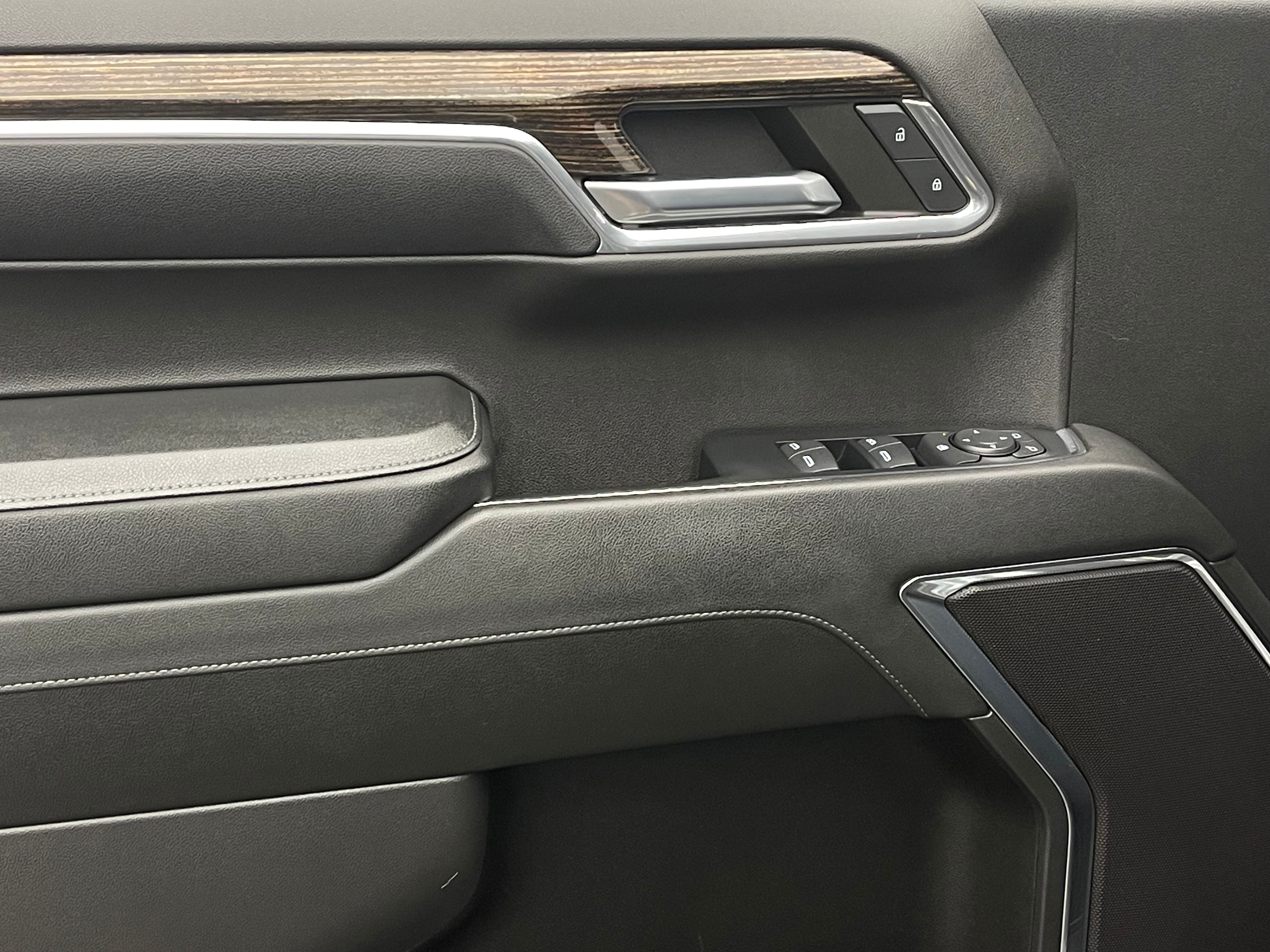 Used 2023 Sterling Metallic GMC Elevation image 15