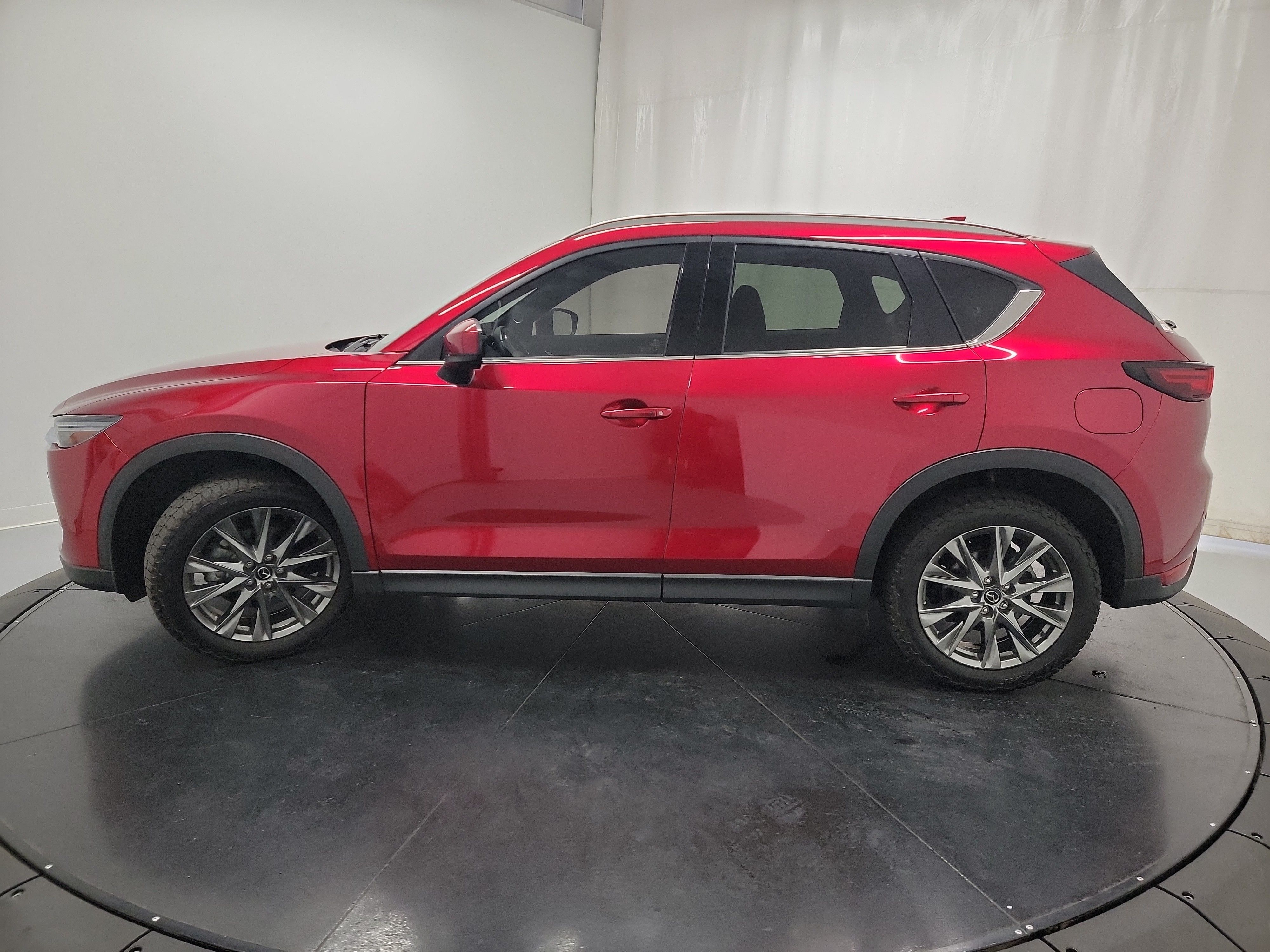 2021 Mazda CX-5 Signature photo