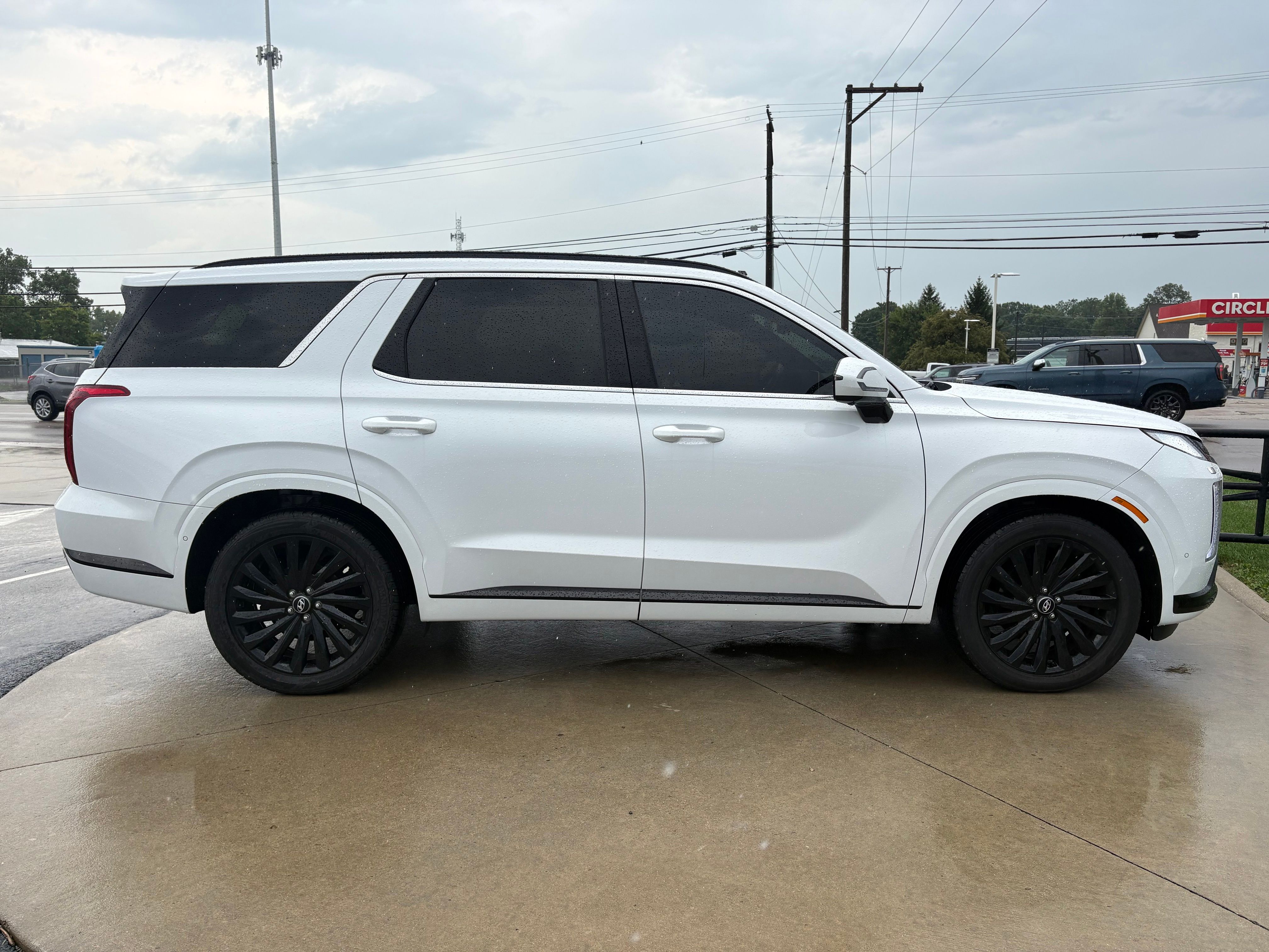 Used 2024 Hyper White Hyundai Calligraphy Night Edition image 8