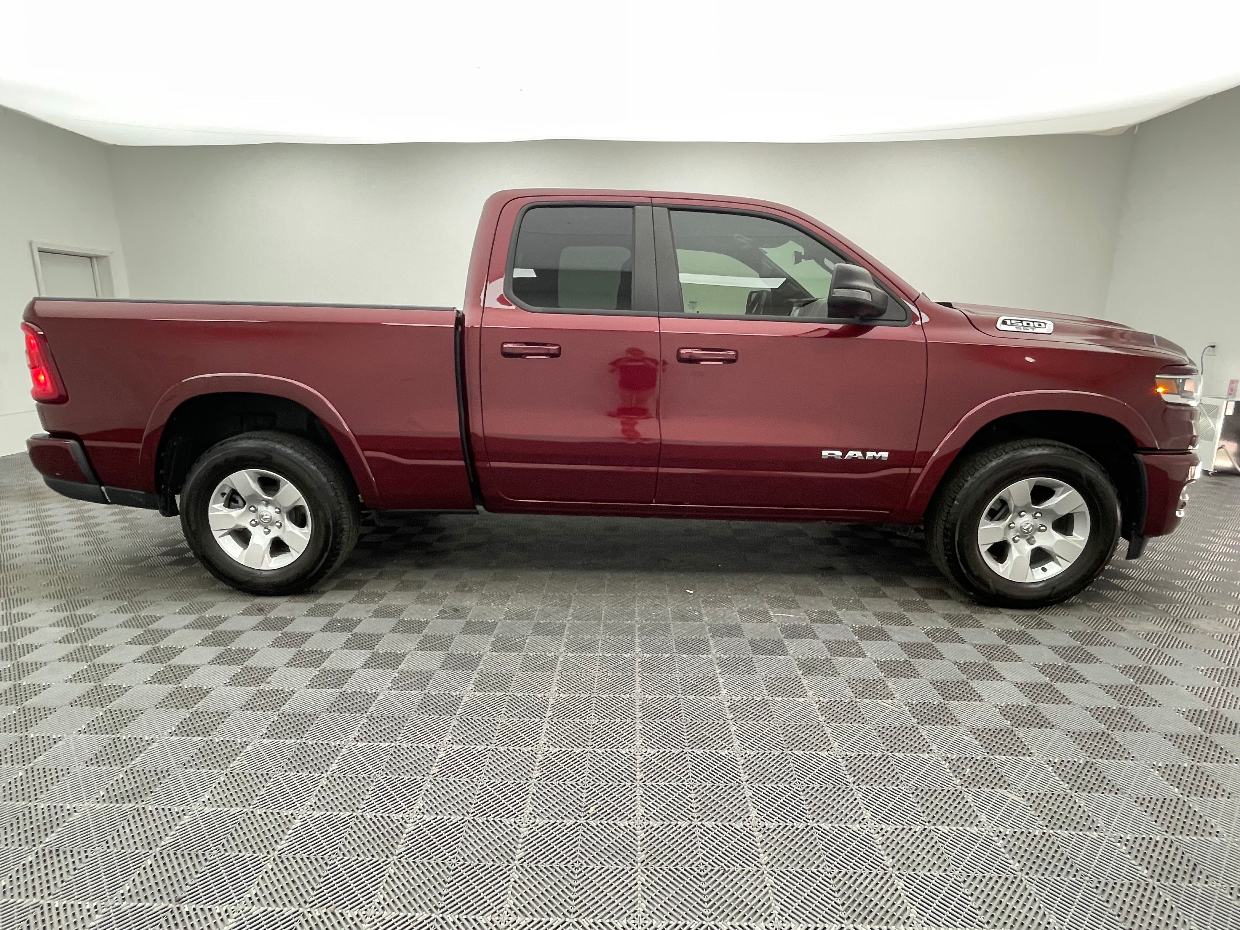 Used 2025 Delmonico Red Pearlcoat Ram Big Horn/Lone Star image 6