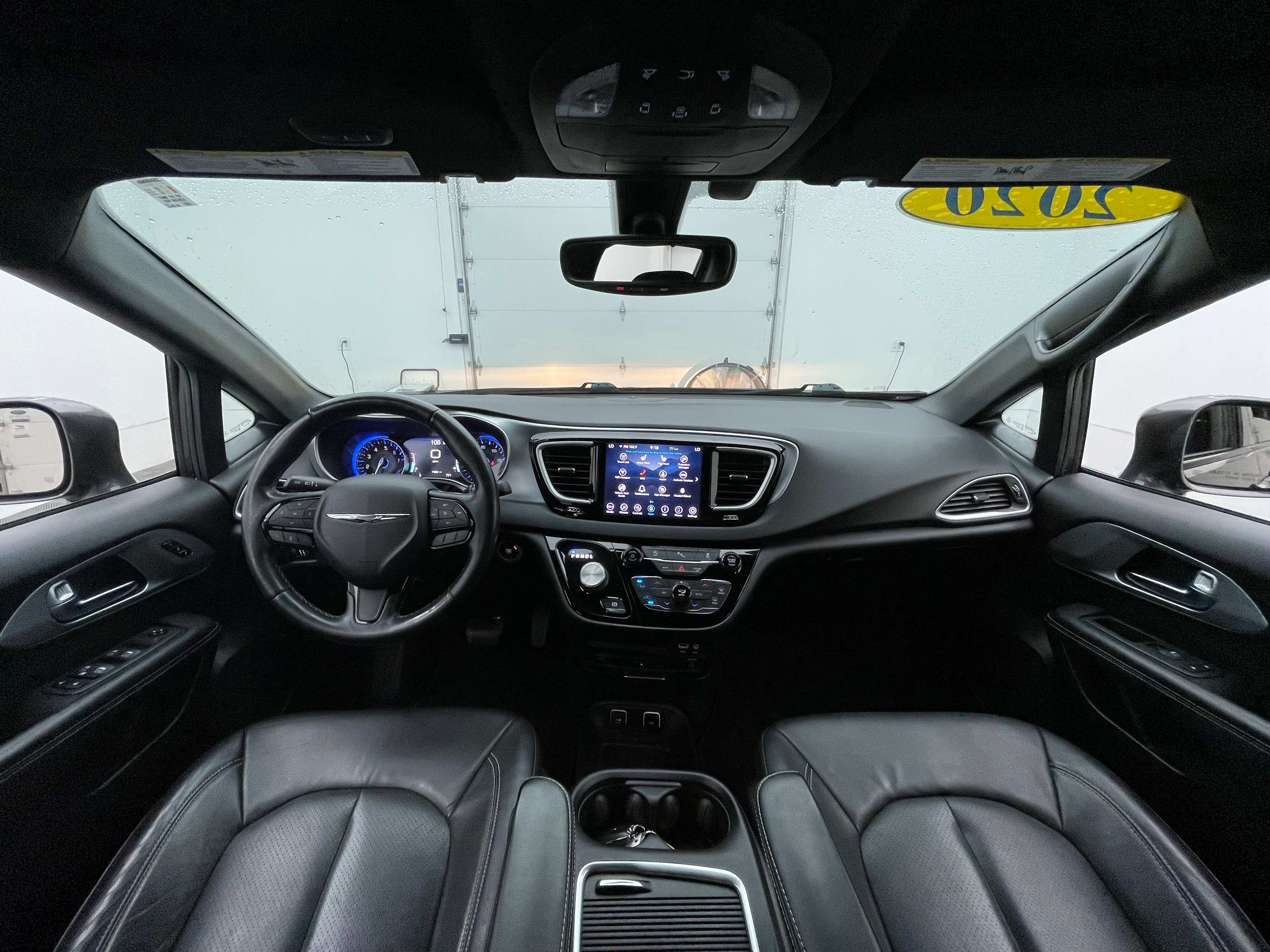 Used 2020 Granite Crystal Metallic Clearcoat Chrysler Touring L Plus image 3