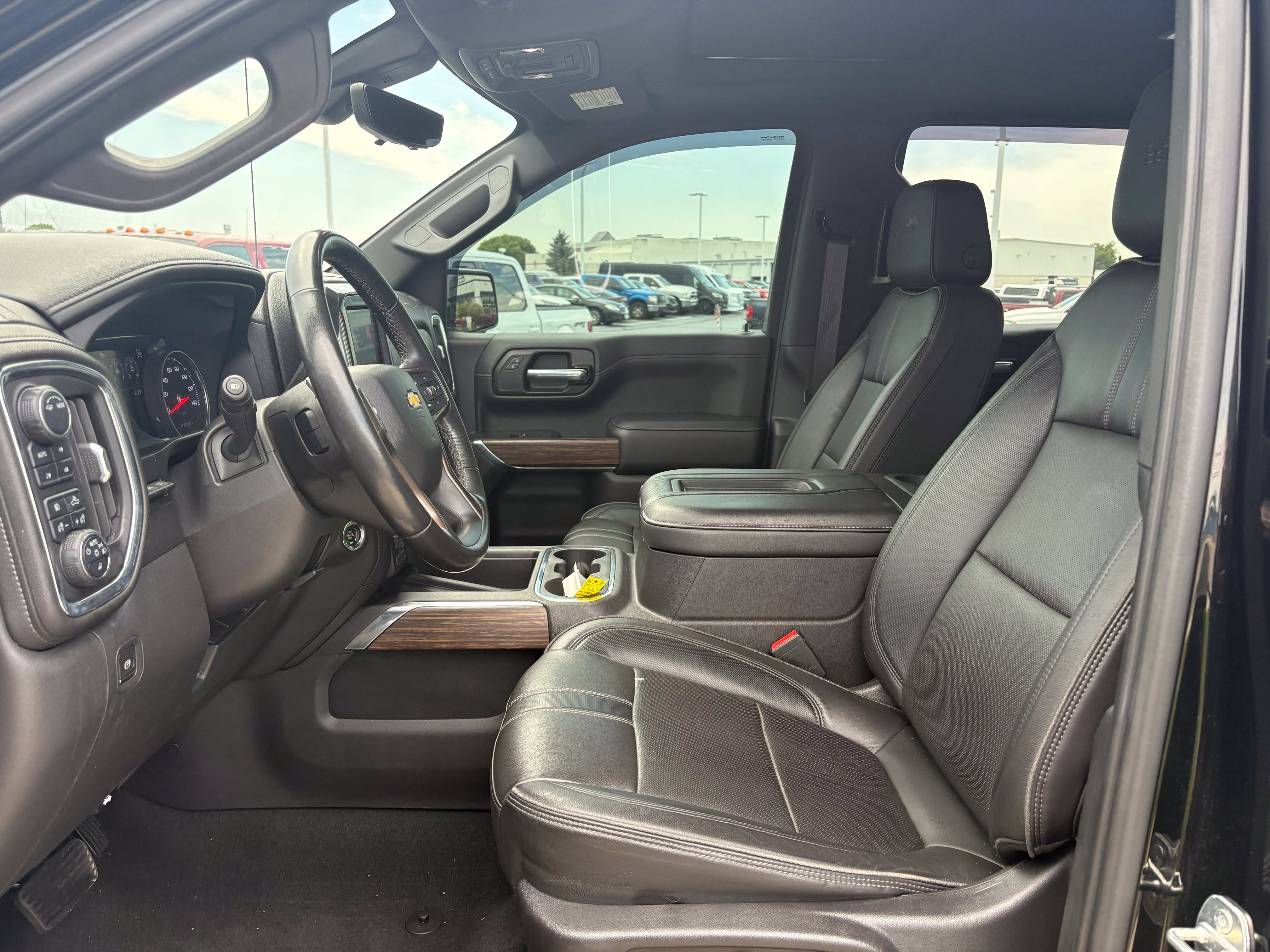Used 2021 Black Chevrolet High Country image 14