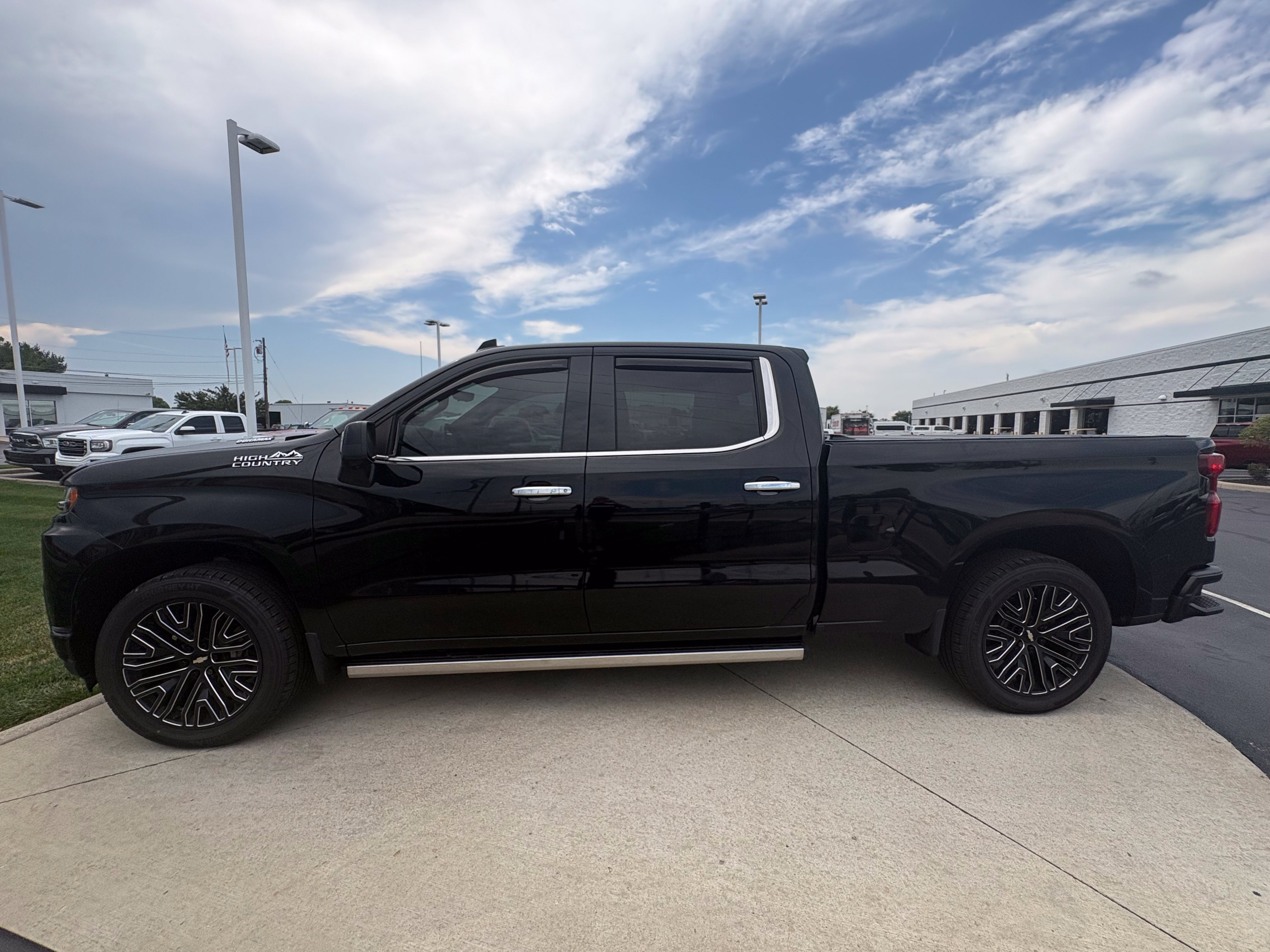 Used 2021 Black Chevrolet High Country image 4