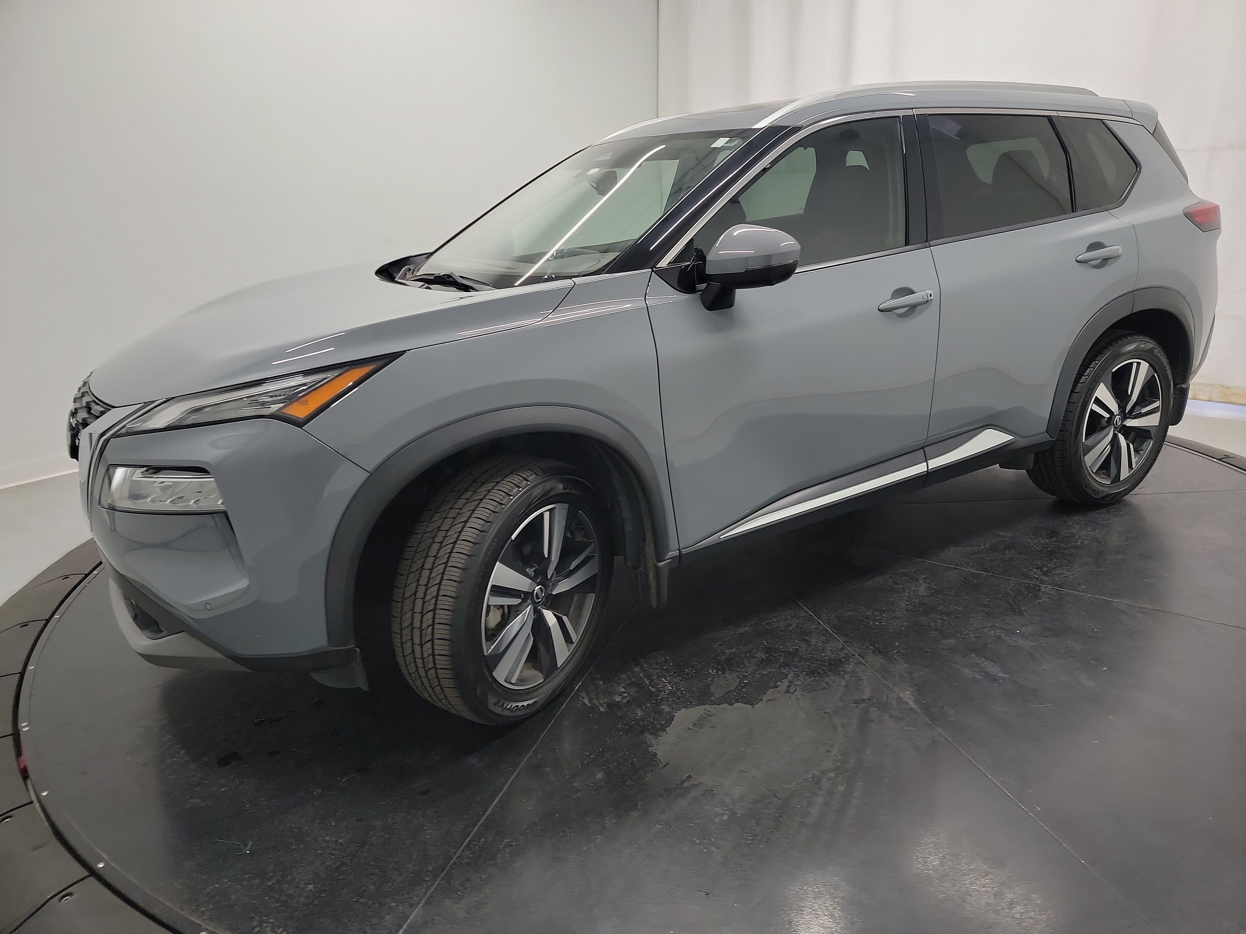 2021 Nissan Rogue SL photo