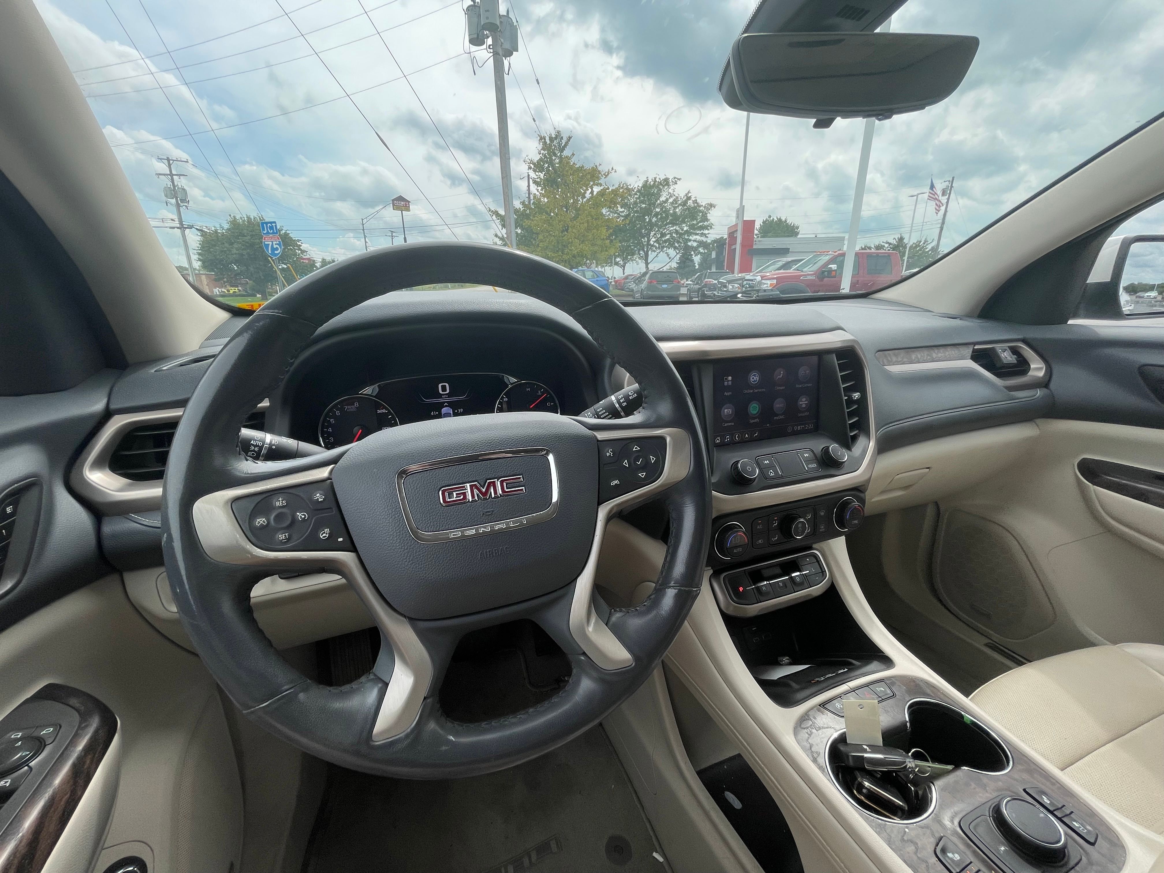 Used 2020 White Frost Tricoat GMC Denali image 9