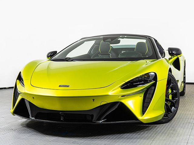 2025 McLaren Artura Techlux