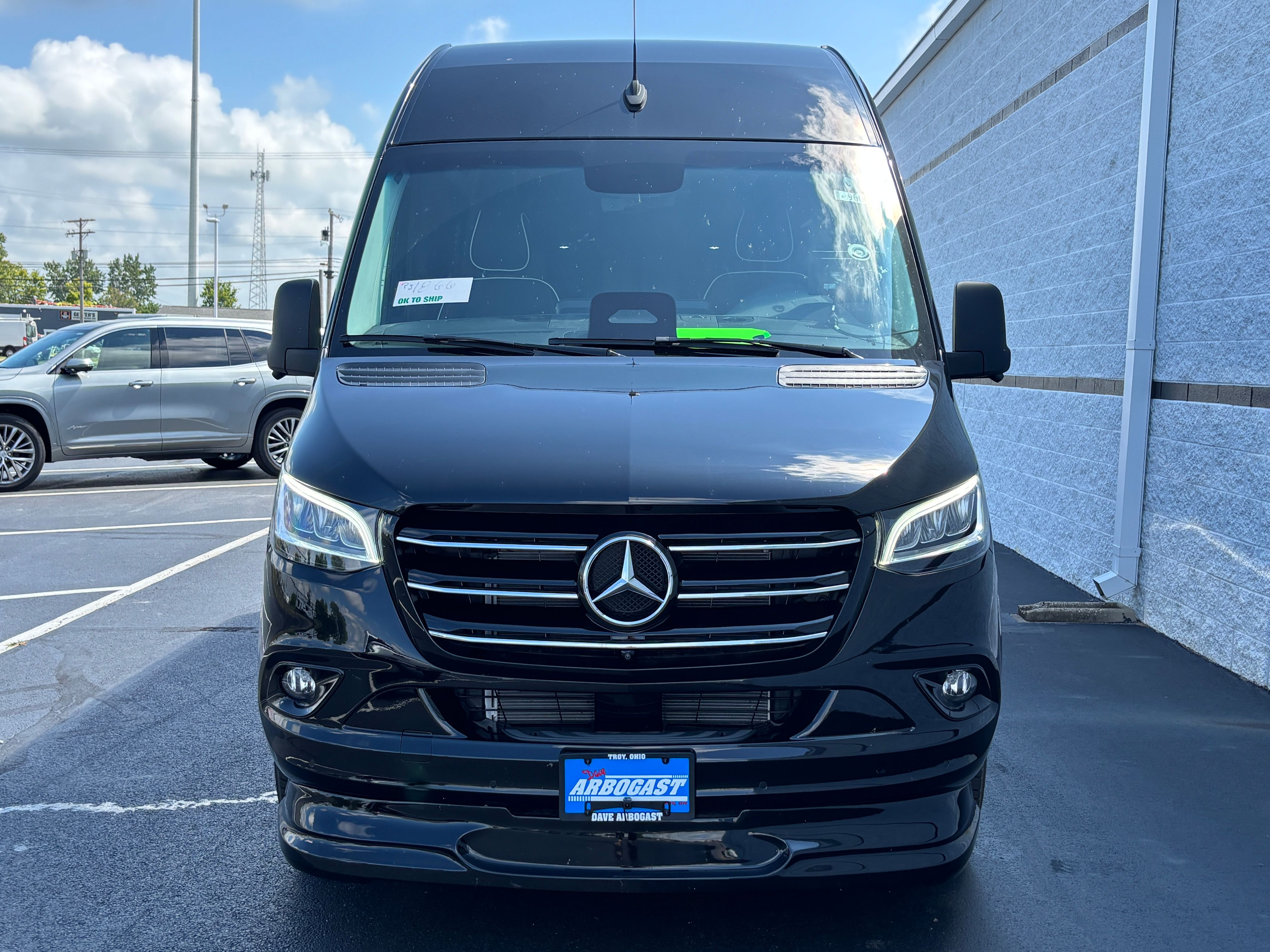 New 2027 Black Mercedes-Benz Discovery Touring image 5