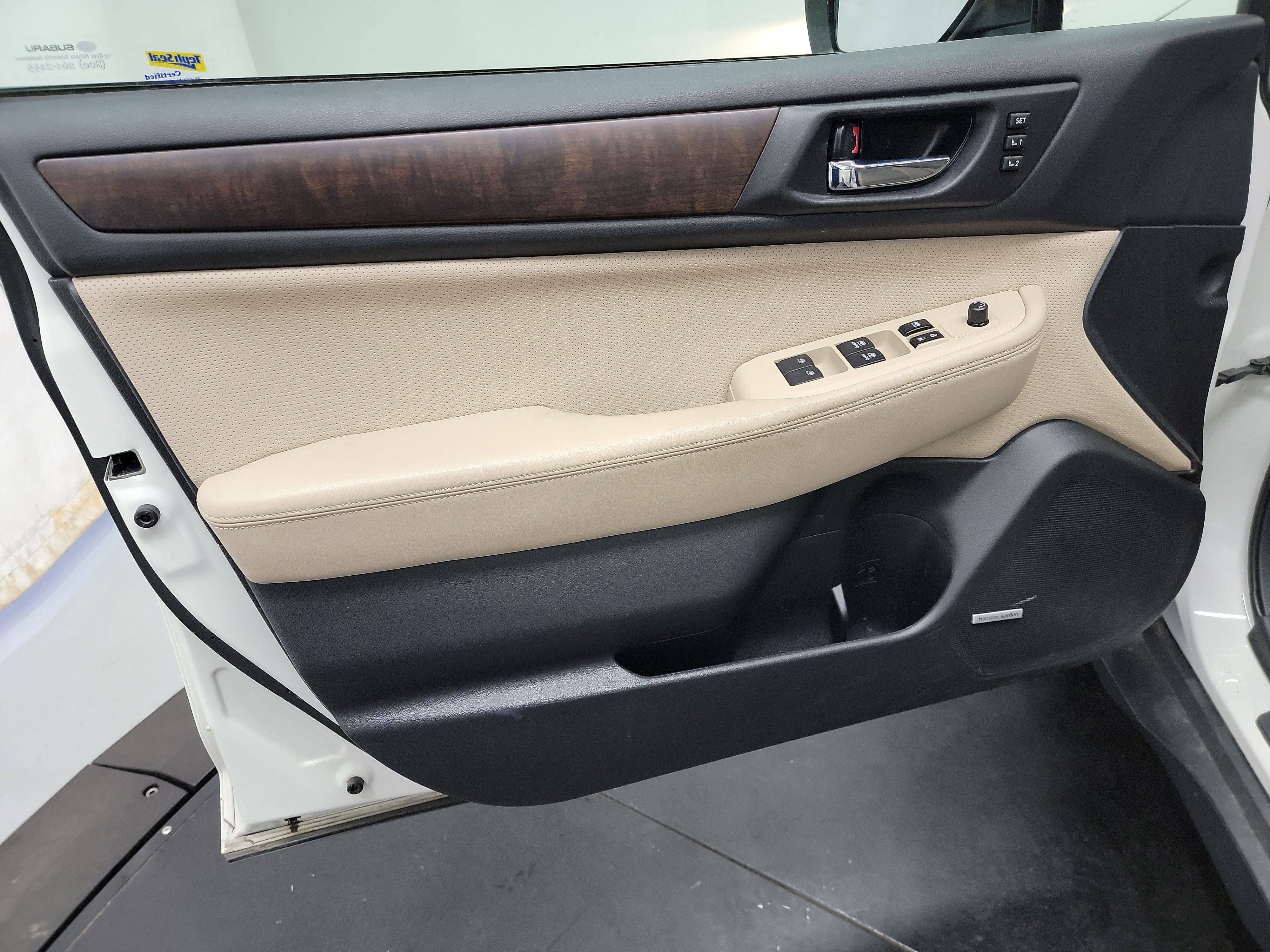 2015 Subaru Outback 2.5i photo
