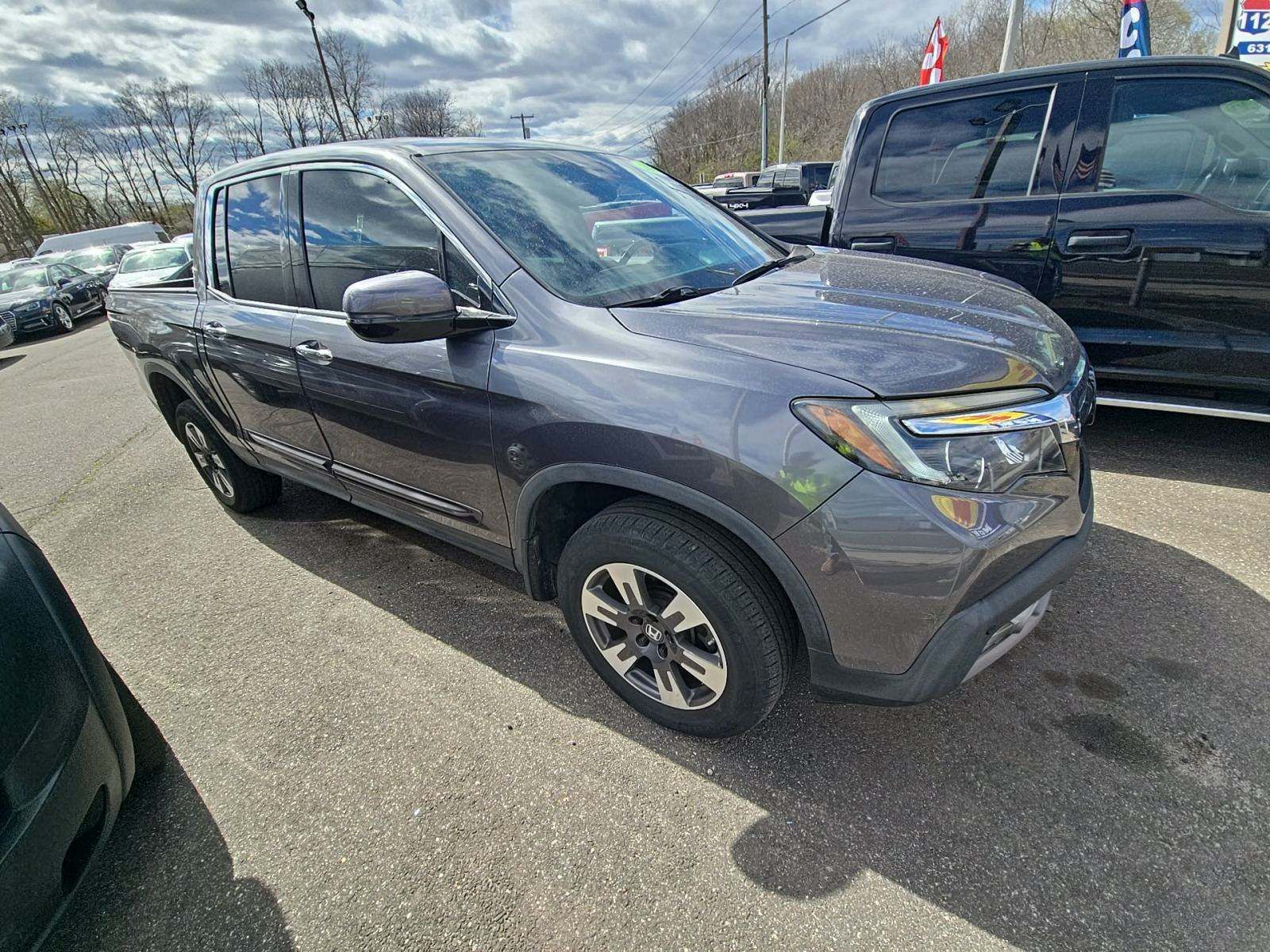 2017 Honda Ridgeline RTL-E photo