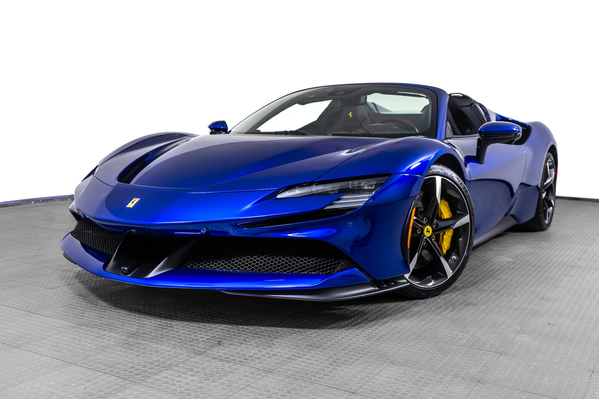 2025 Ferrari SF90 Spider's photo