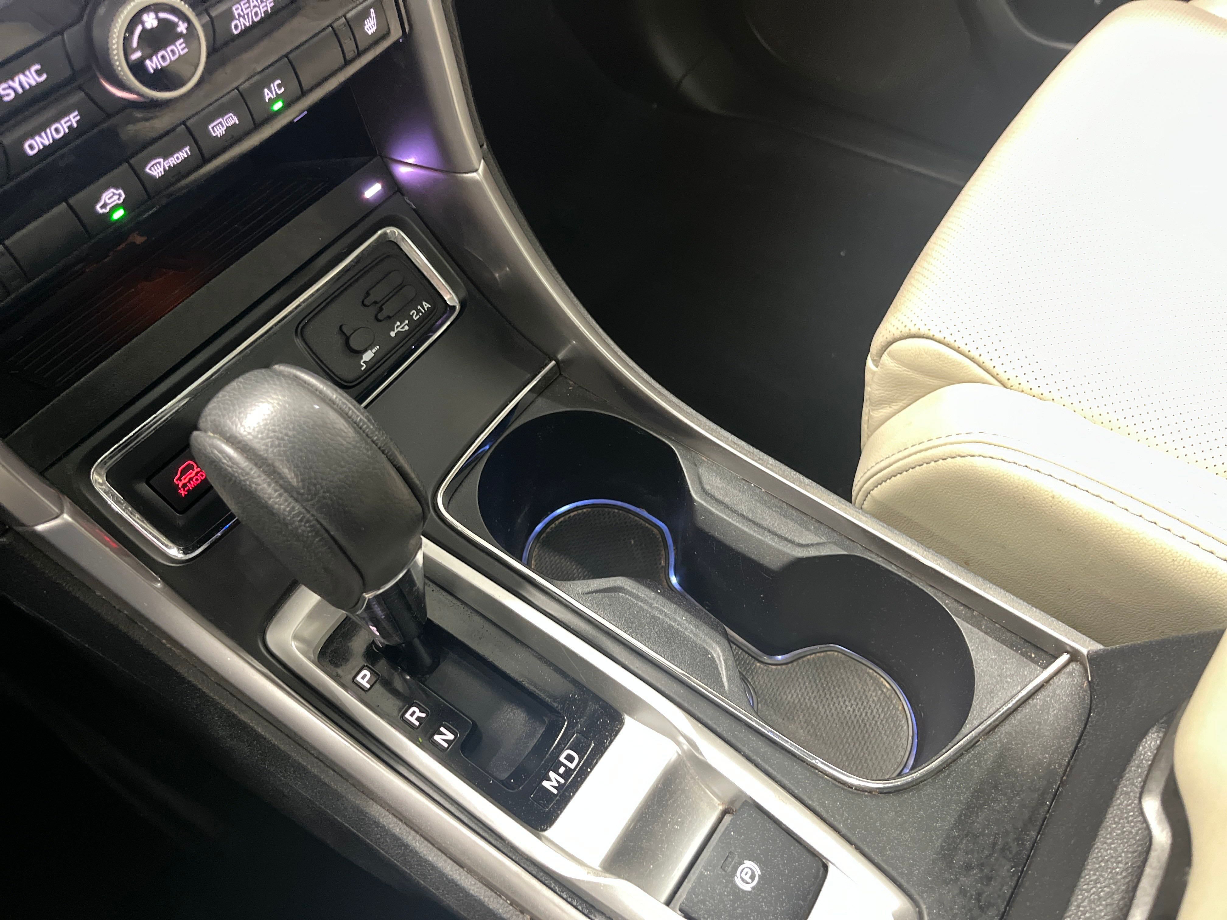 2022 Subaru Ascent Limited photo