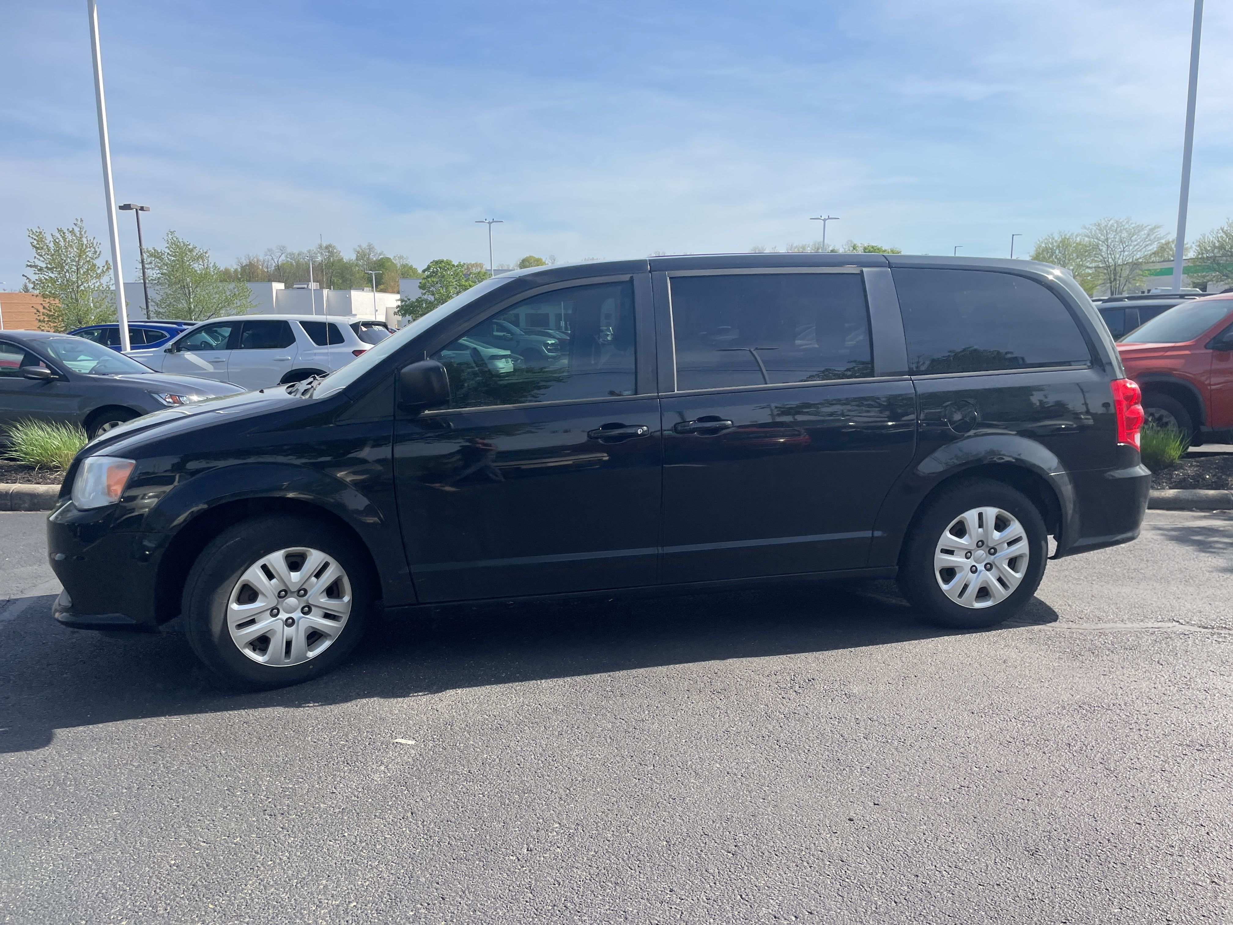 2018 Dodge Grand Caravan SE photo