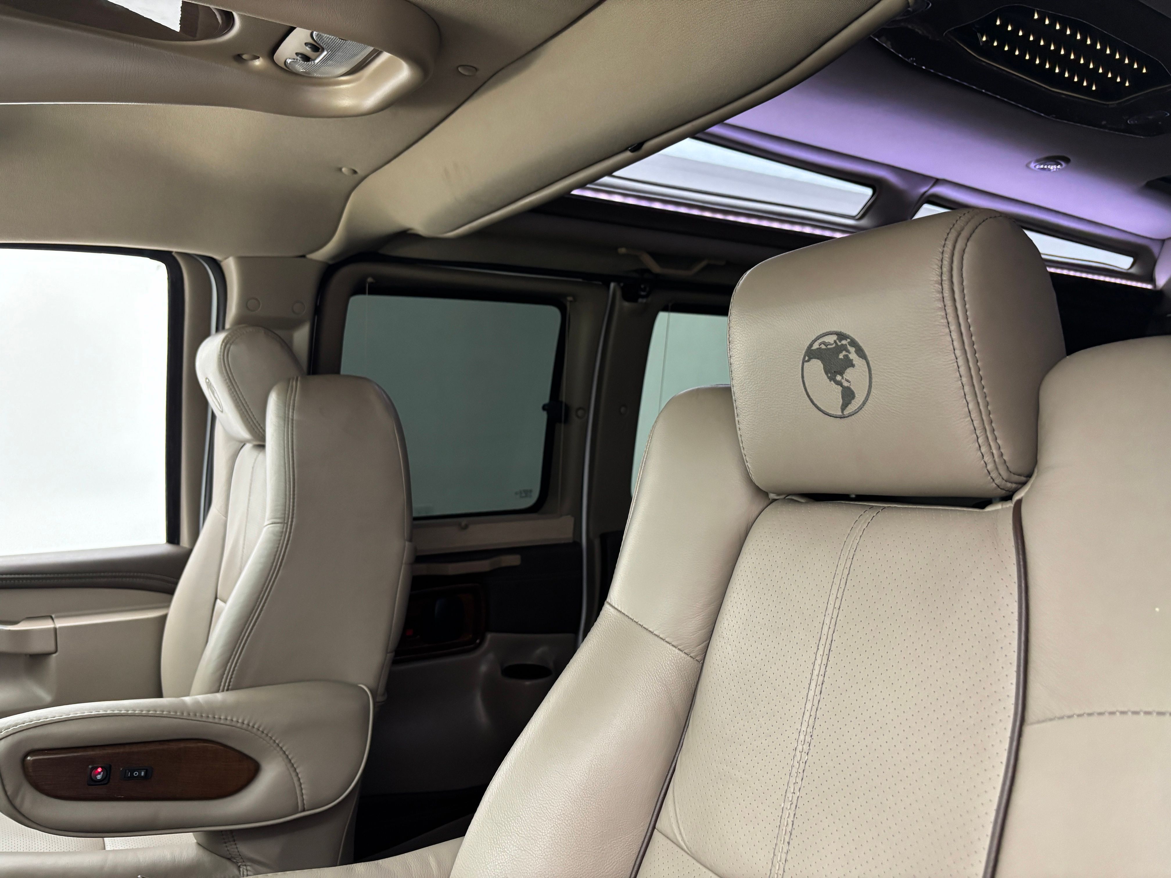 Used 2017 Summit White Chevrolet Explorer Limited SE image 21