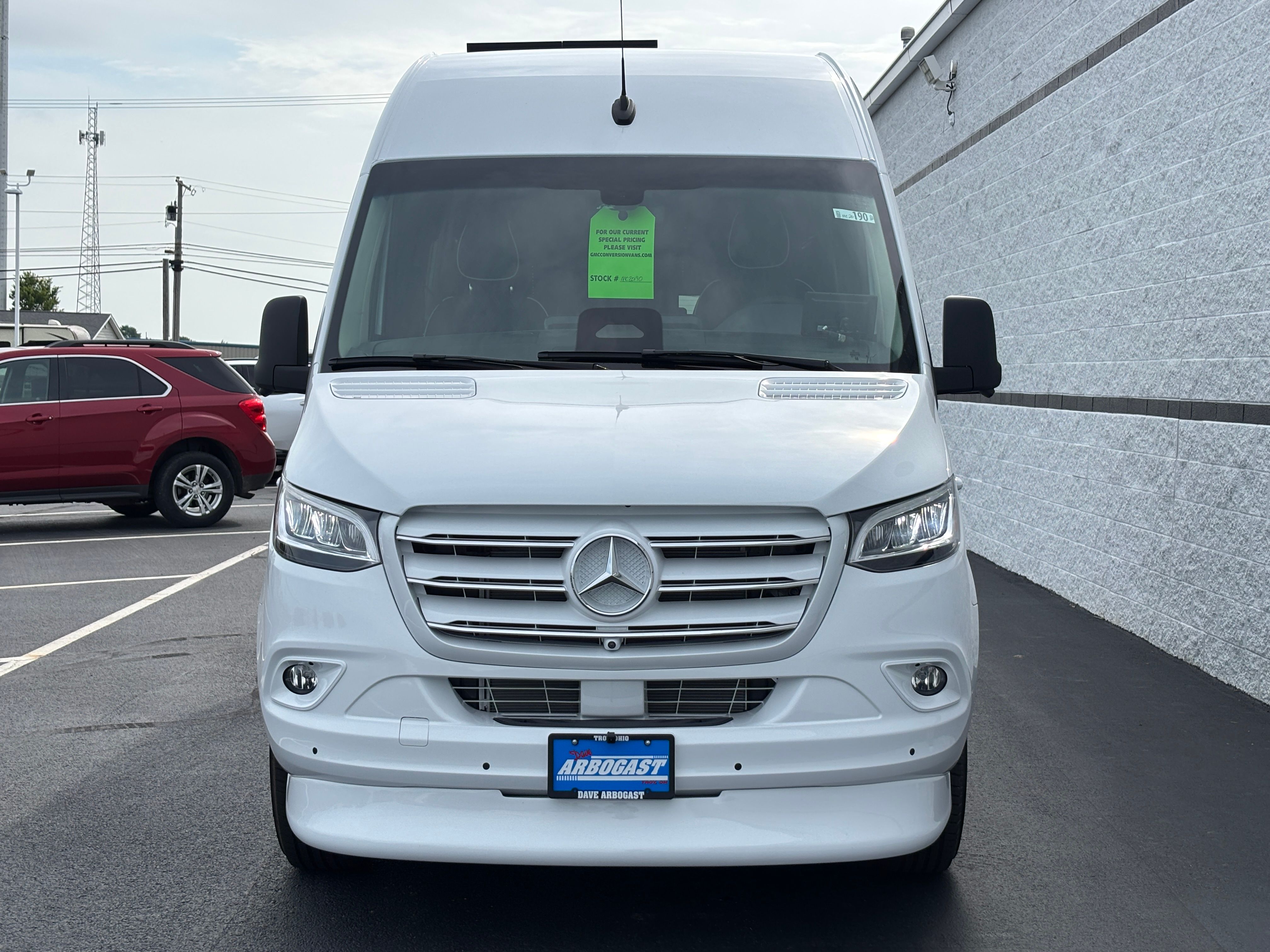 New 2027 White Mercedes-Benz Discovery Touring image 5