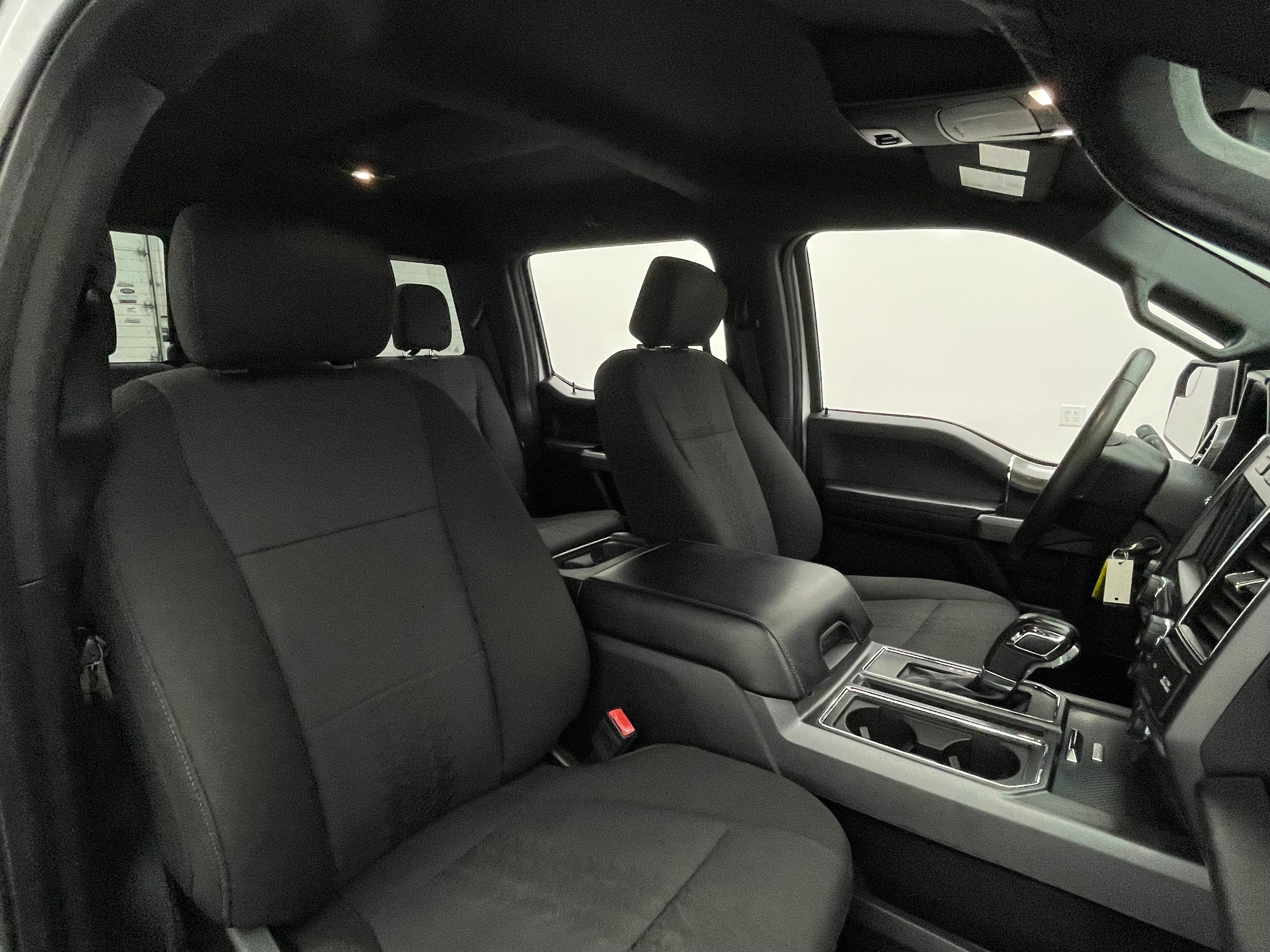 Used 2018 Oxford White Ford XLT image 28