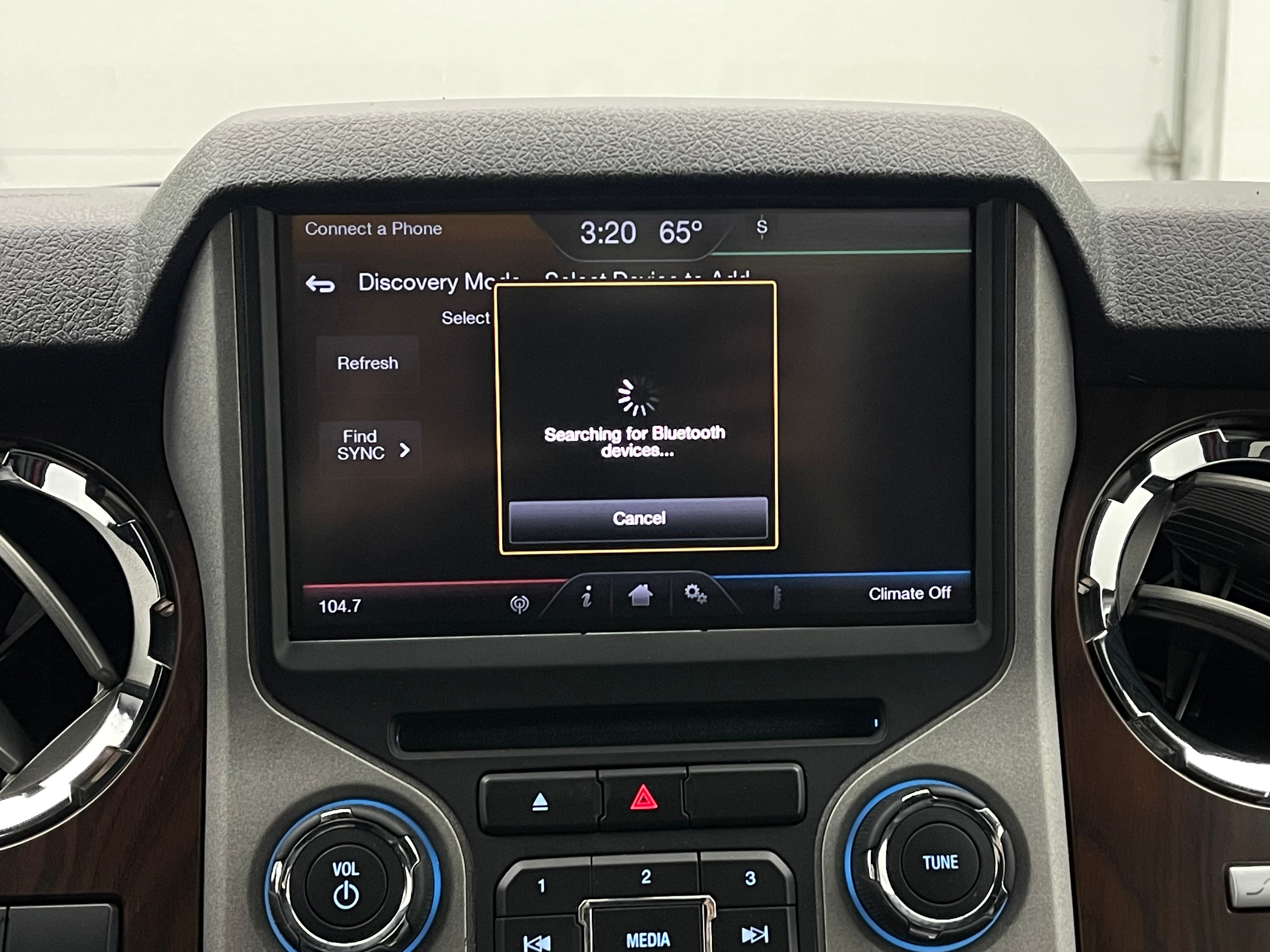 Used 2015 Ruby Red Metallic Ford Lariat image 23
