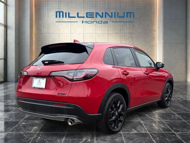 Used 2025 Honda HR-V SUV