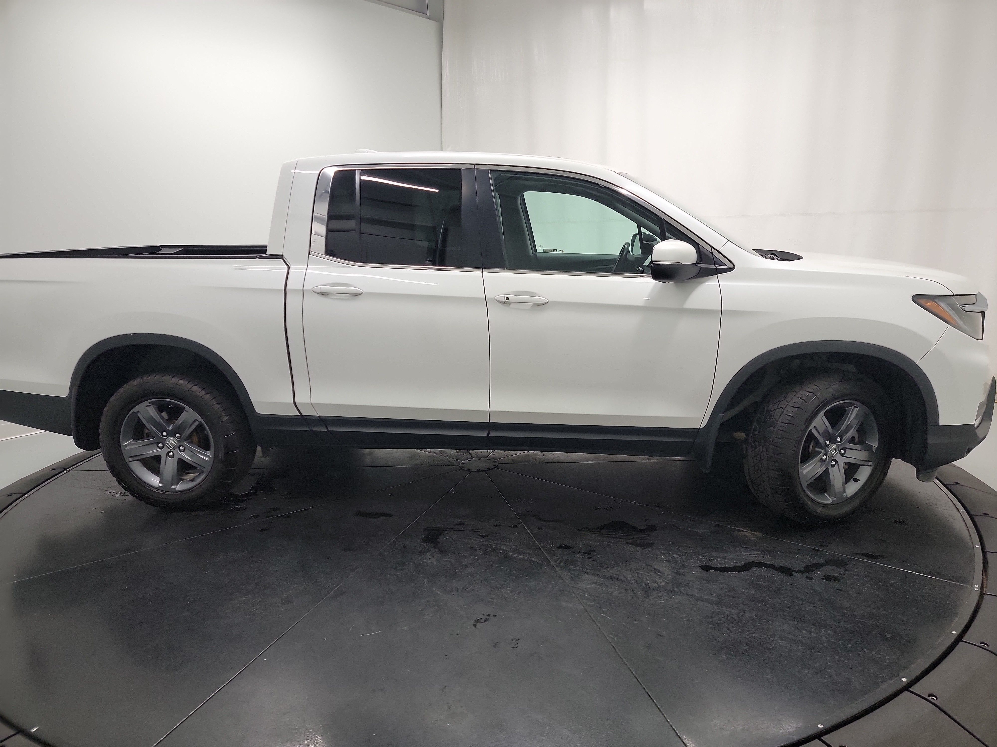 2021 Honda Ridgeline RTL photo