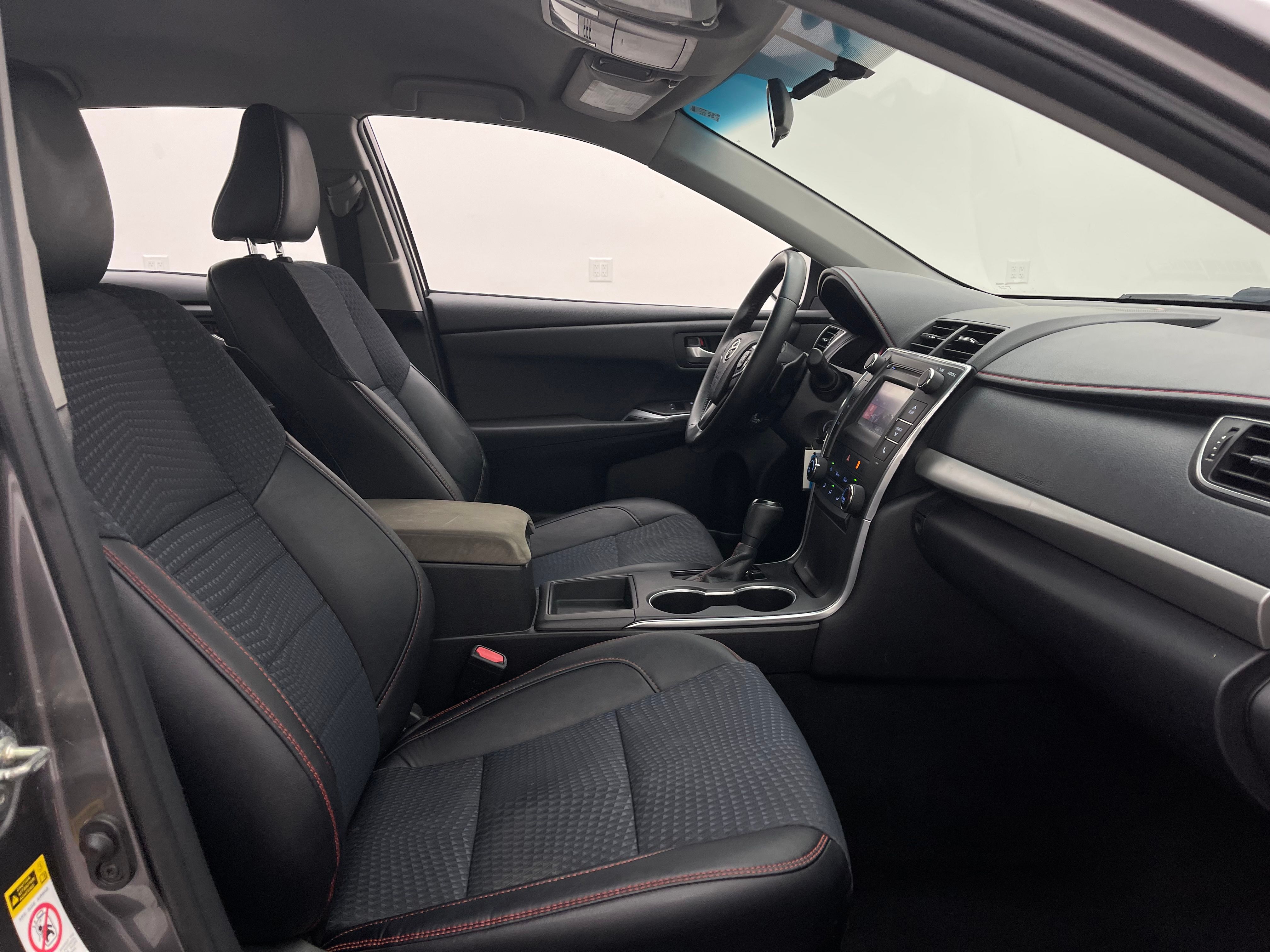 Used 2015 Predawn Gray Mica Toyota SE image 29