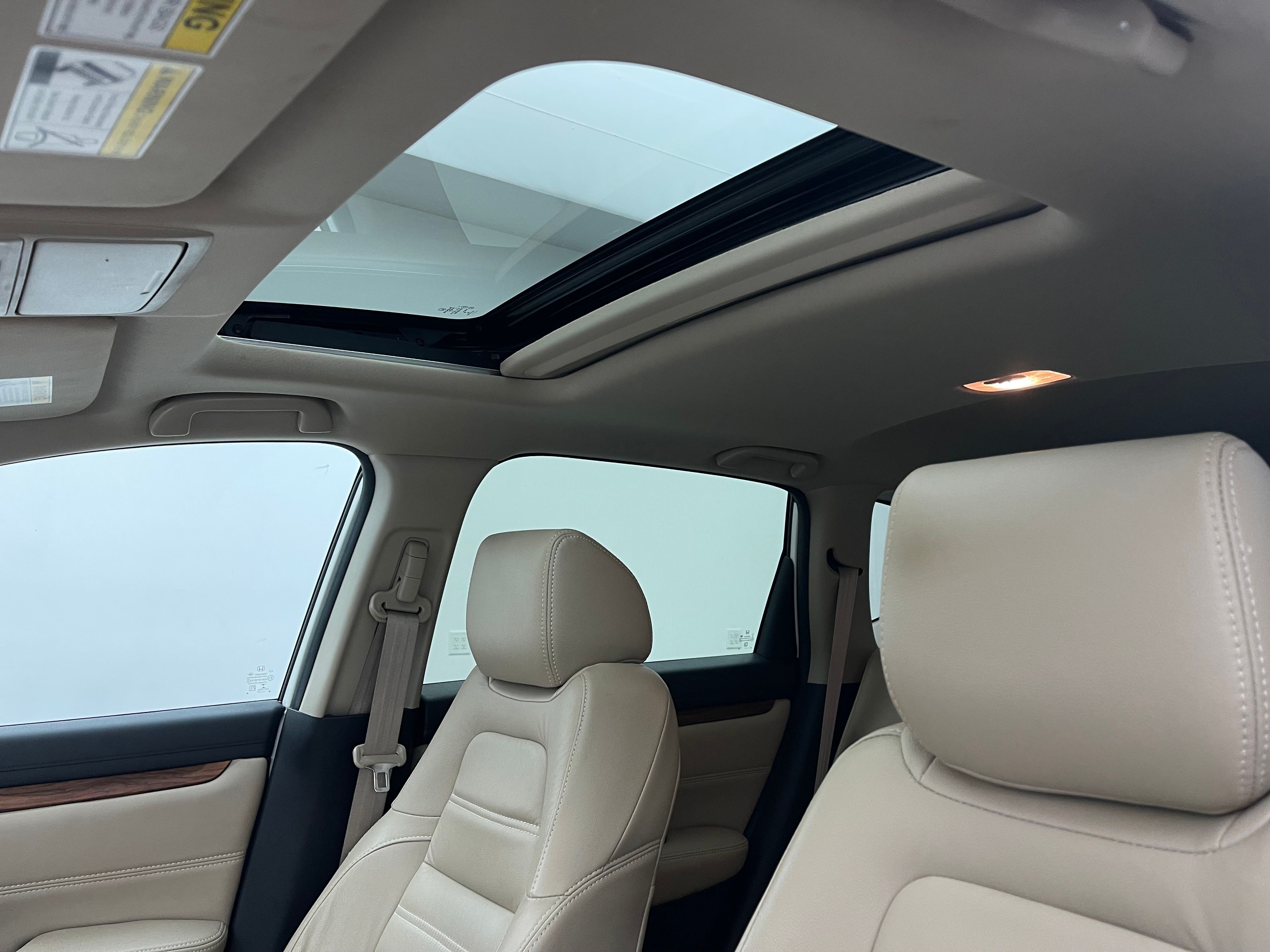Used 2017 White Honda EX image 5