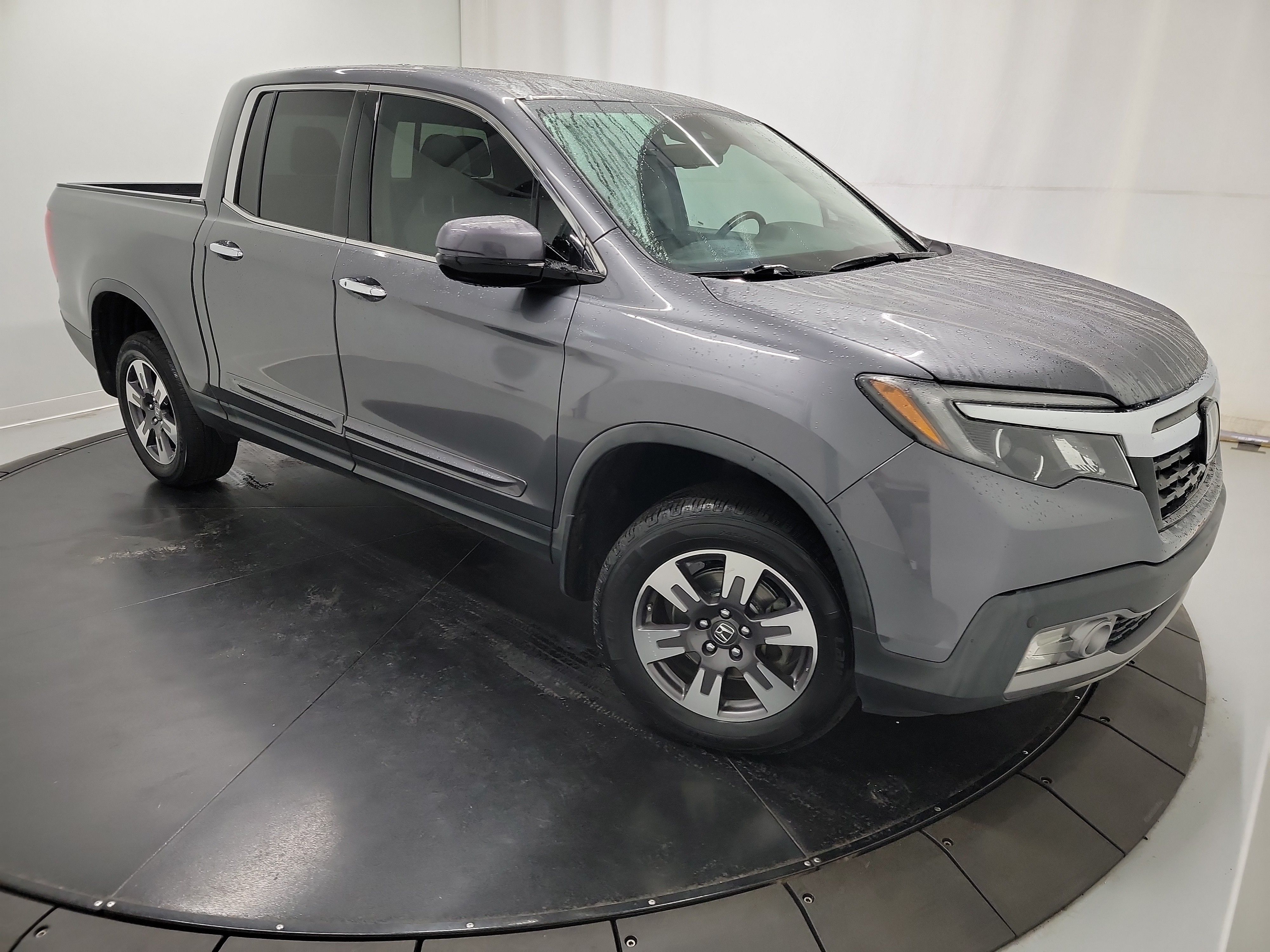 2017 Honda Ridgeline RTL-E photo